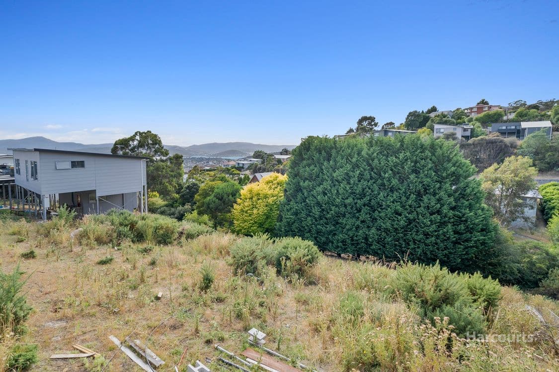 74 Athleen Avenue, LENAH VALLEY, TAS 7008, Lenah Valley - Thumbnail 5
