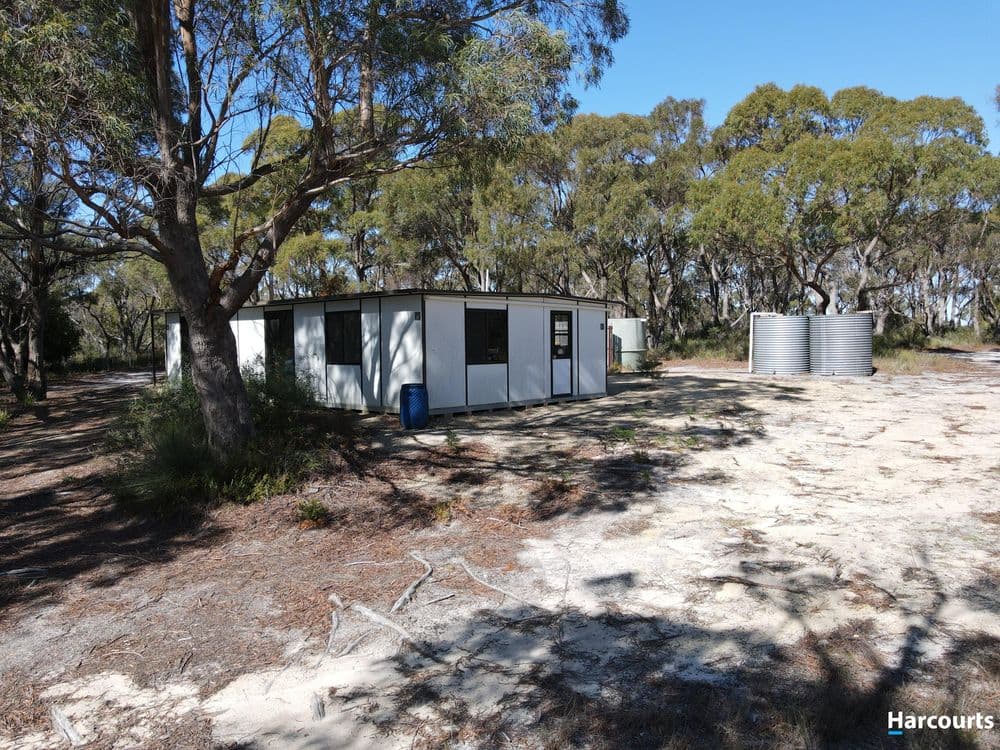 24 Jeanneret Crescent, BINALONG BAY, TAS 7216, Binalong Bay - Thumbnail 8