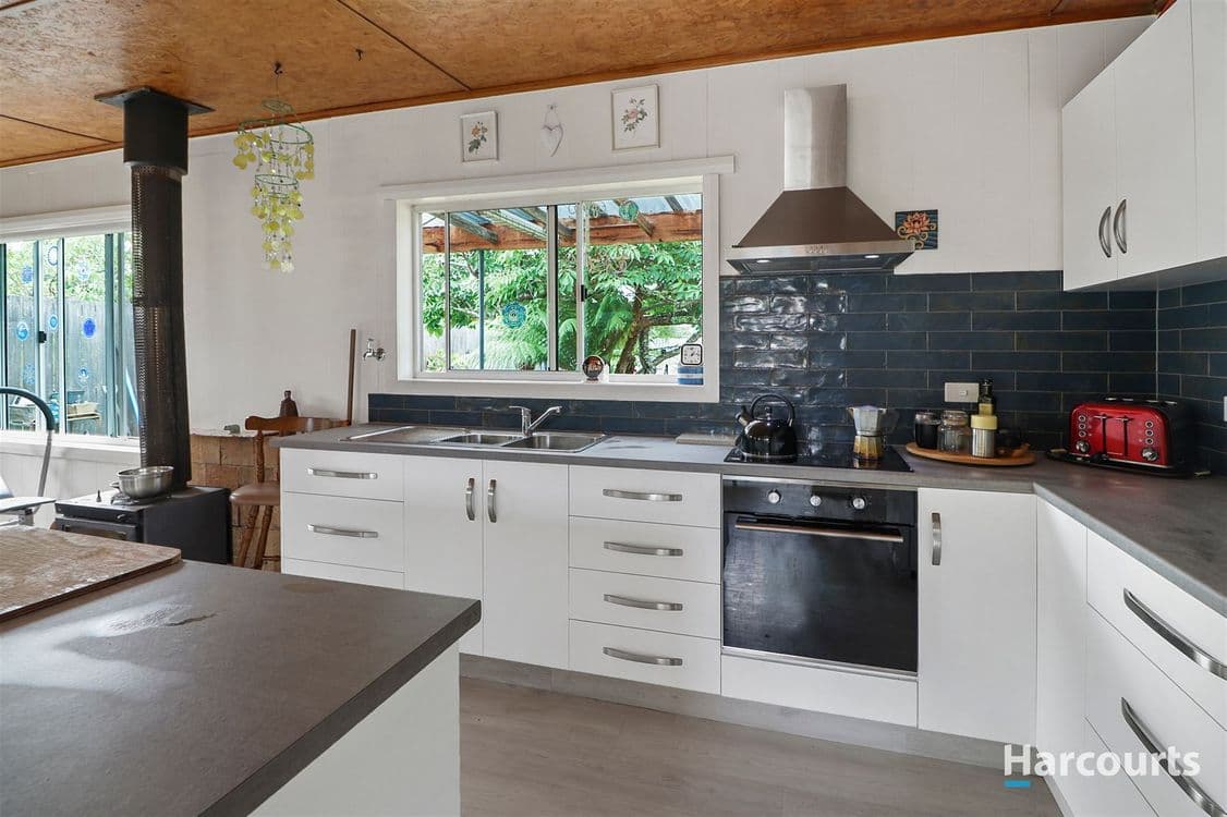 25 Annie Street, ST HELENS, TAS 7216, St Helens - Thumbnail 2