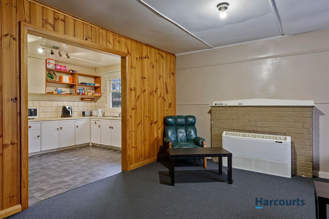 1 Giblin Street, ROSEBERY, TAS 7470, Rosebery - Thumbnail 2