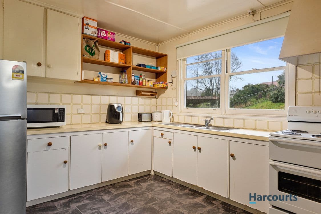 1 Giblin Street, ROSEBERY, TAS 7470, Rosebery - Thumbnail 5