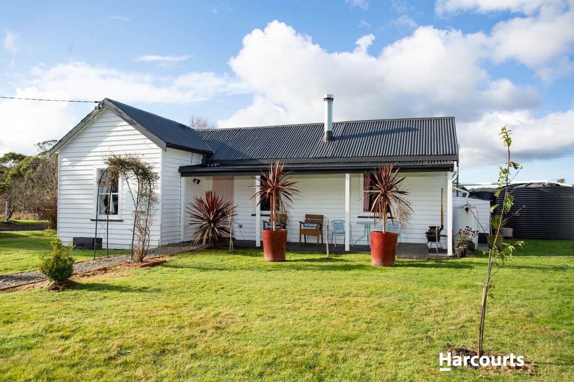 1566 Gladstone Road, SOUTH MOUNT CAMERON, TAS 7264, South Mount Cameron - Thumbnail 4
