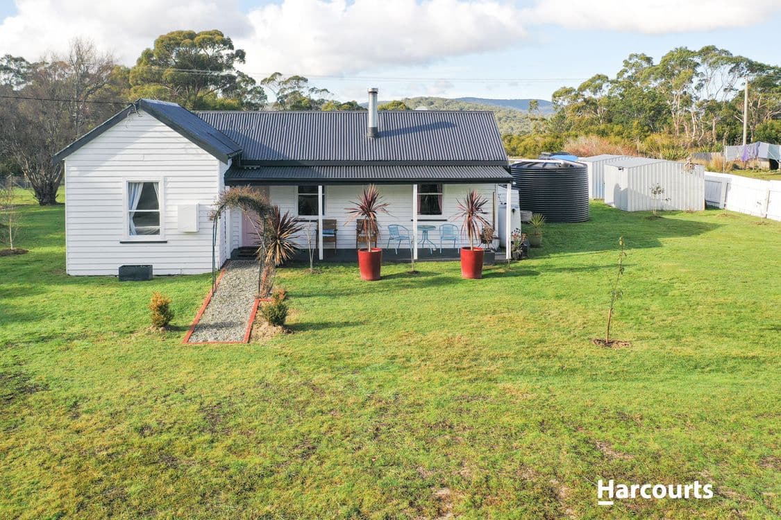 1566 Gladstone Road, SOUTH MOUNT CAMERON, TAS 7264, South Mount Cameron - Thumbnail 5