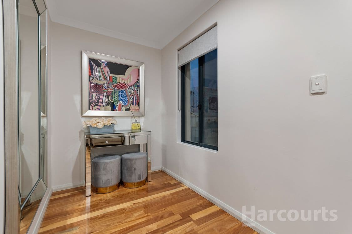 15 Chandela Loop, CURRAMBINE, WA 6028, Currambine - Thumbnail 2