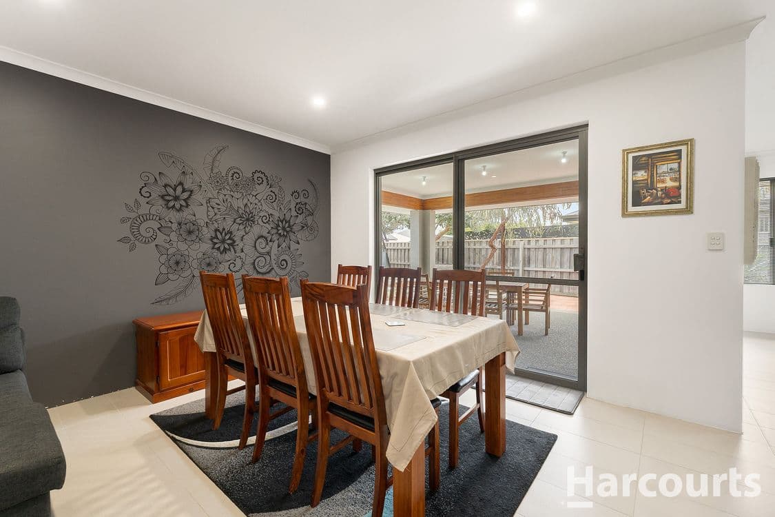 30 Marsdenia Road, HALLS HEAD, WA 6210, Halls Head - Thumbnail 8