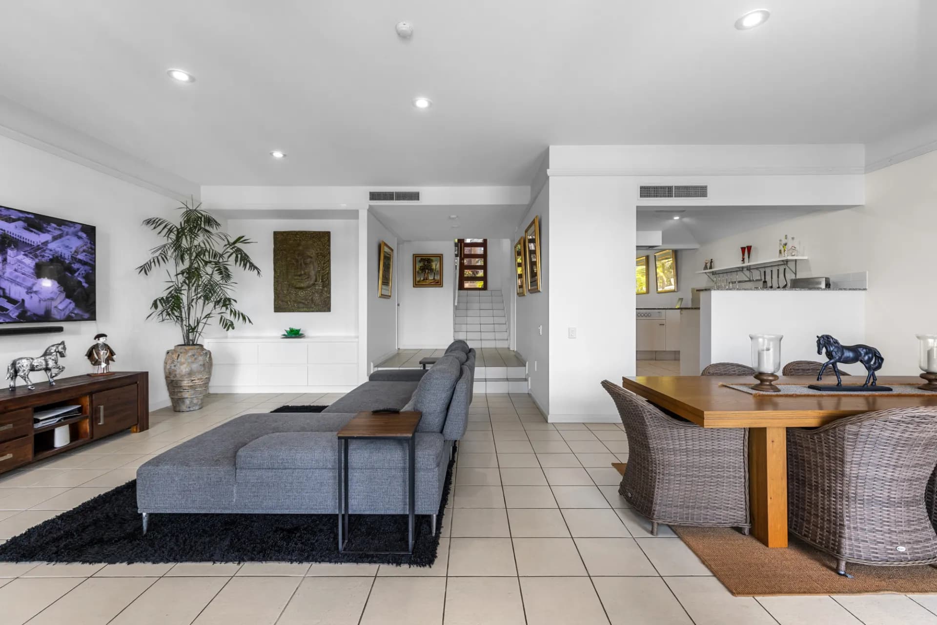 4670 The Parkway , Sanctuary Cove., Hope Island - Thumbnail 6