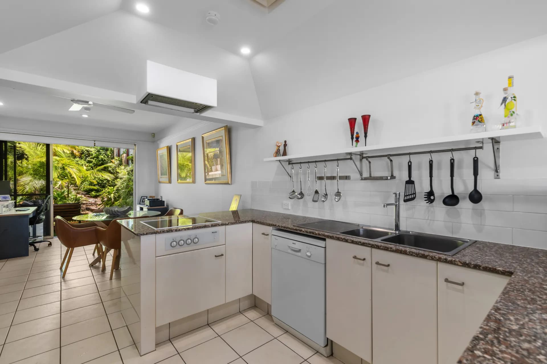 4670 The Parkway , Sanctuary Cove., Hope Island - Thumbnail 7