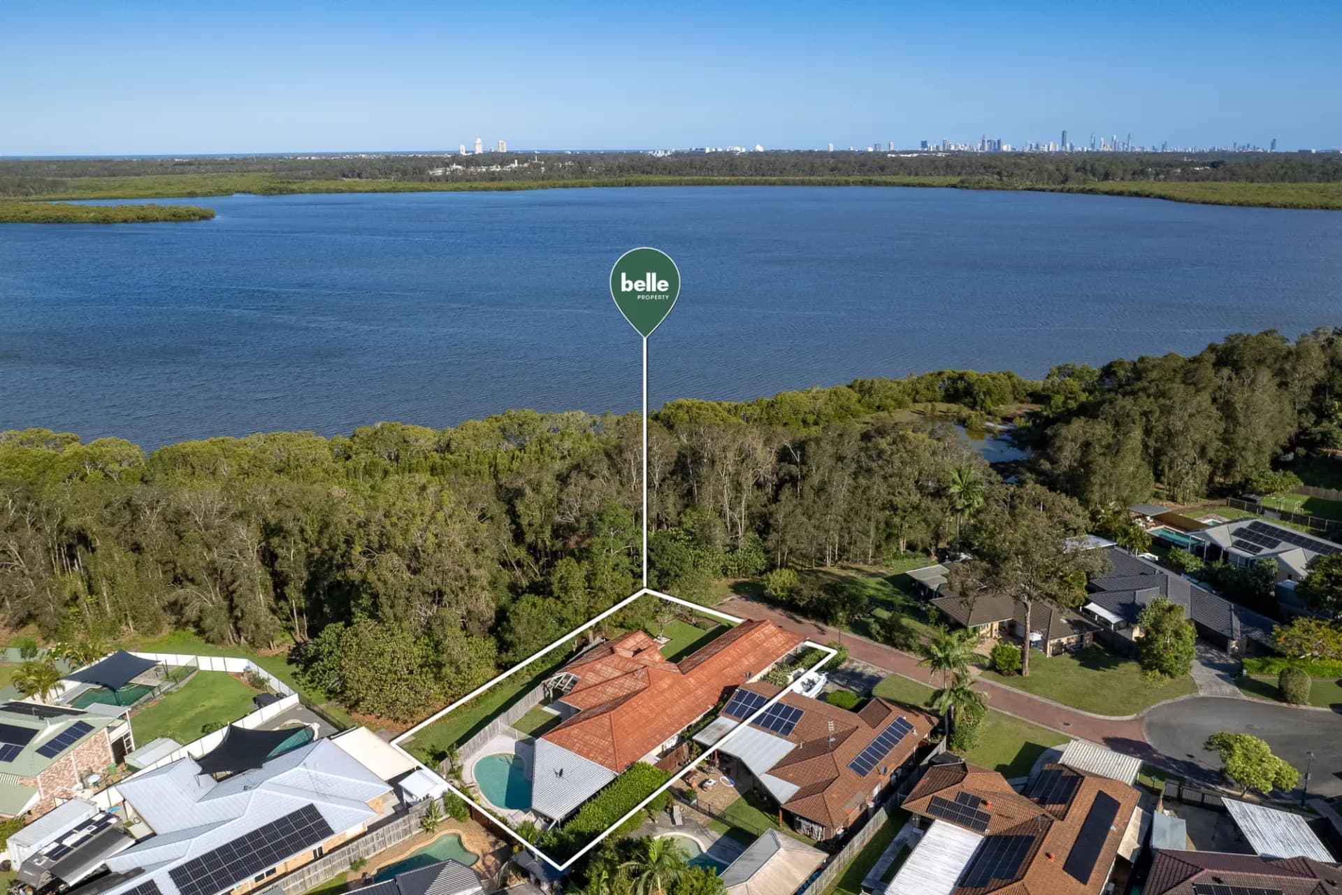 32 Boreen Court, Helensvale., Helensvale - Thumbnail 3
