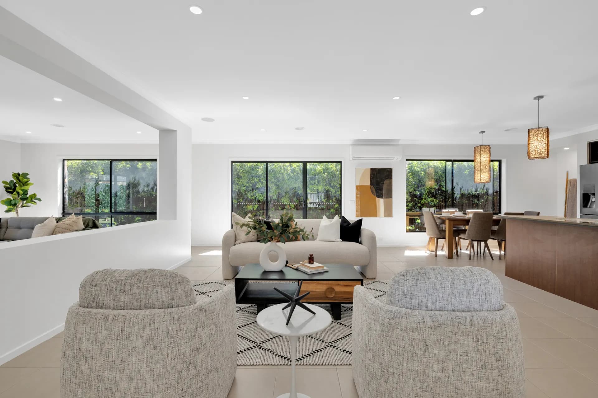 14 Trafalgar Square, Mount Martha., Mount Martha - Thumbnail 2