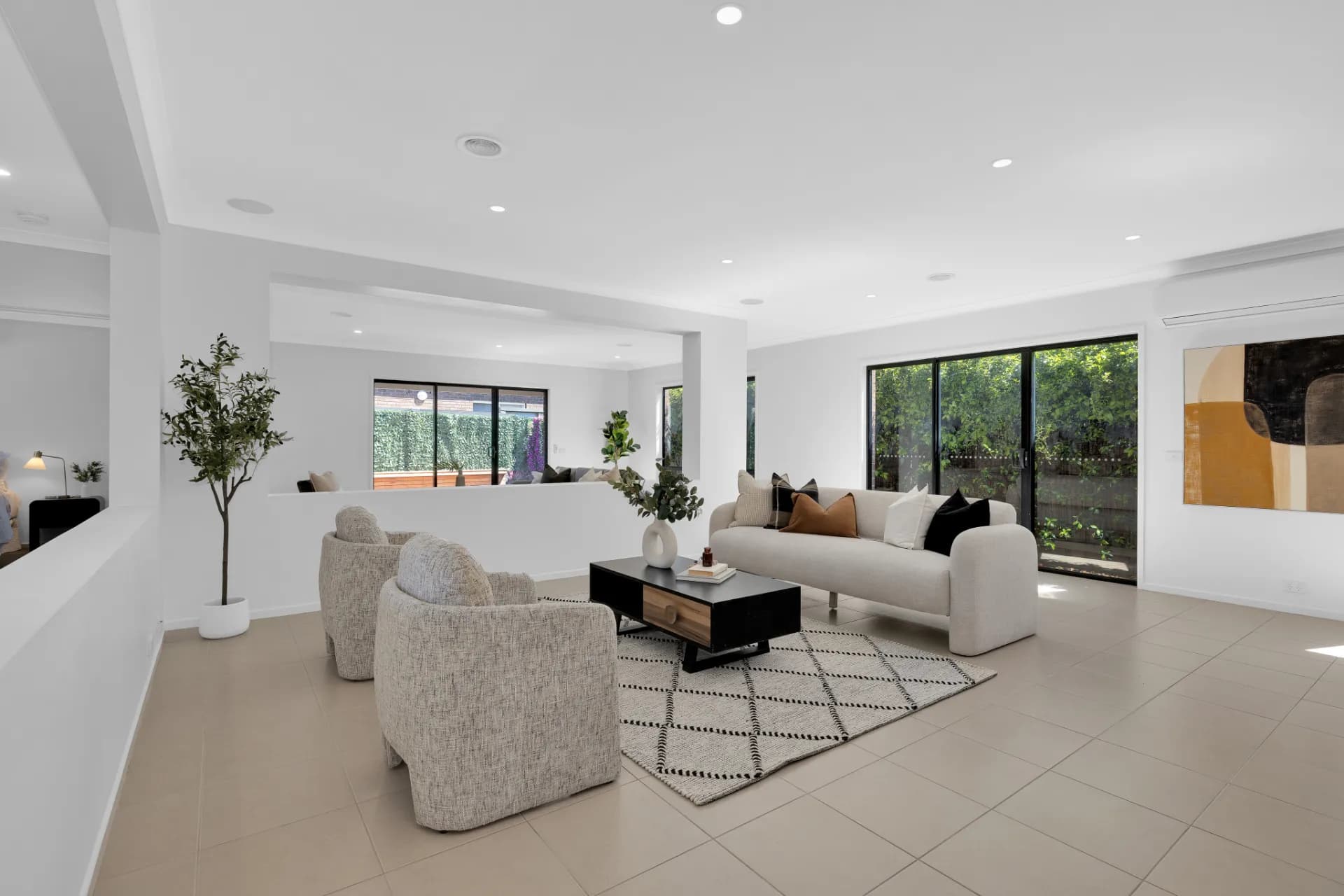14 Trafalgar Square, Mount Martha., Mount Martha - Thumbnail 3