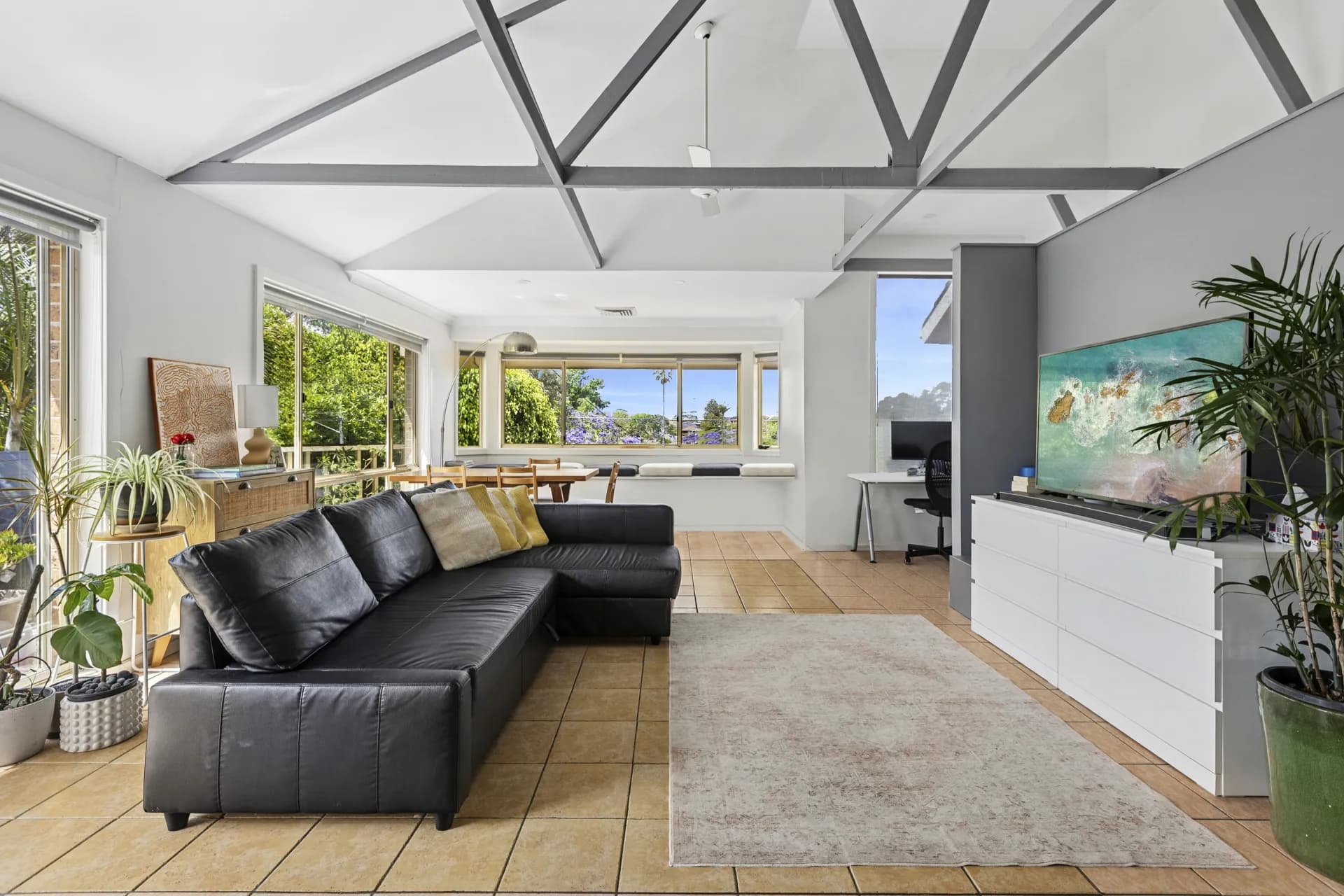 32 McIntosh Road, Dee Why, NSW, Dee Why - Thumbnail 2
