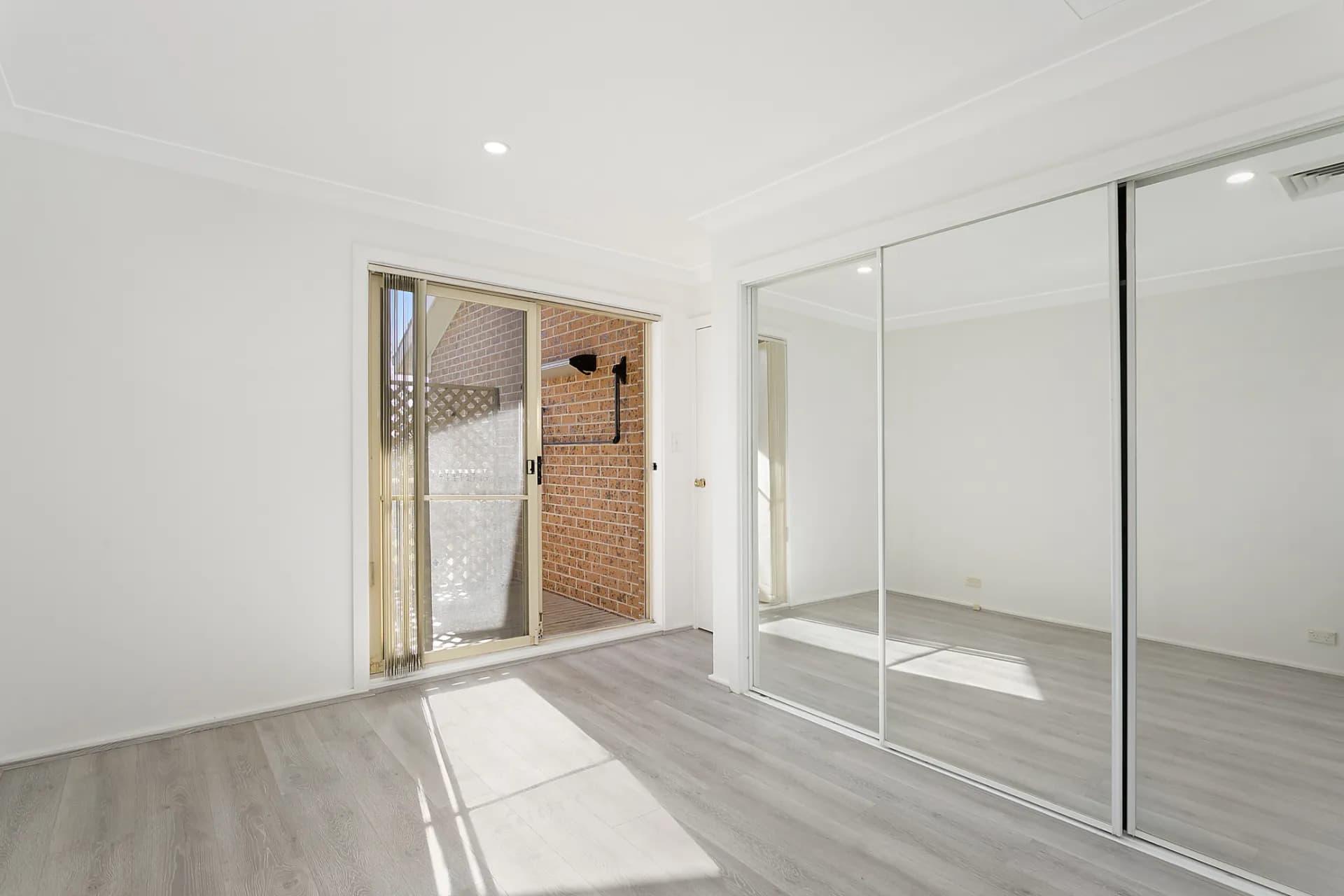 32 McIntosh Road, Dee Why, NSW, Dee Why - Thumbnail 5
