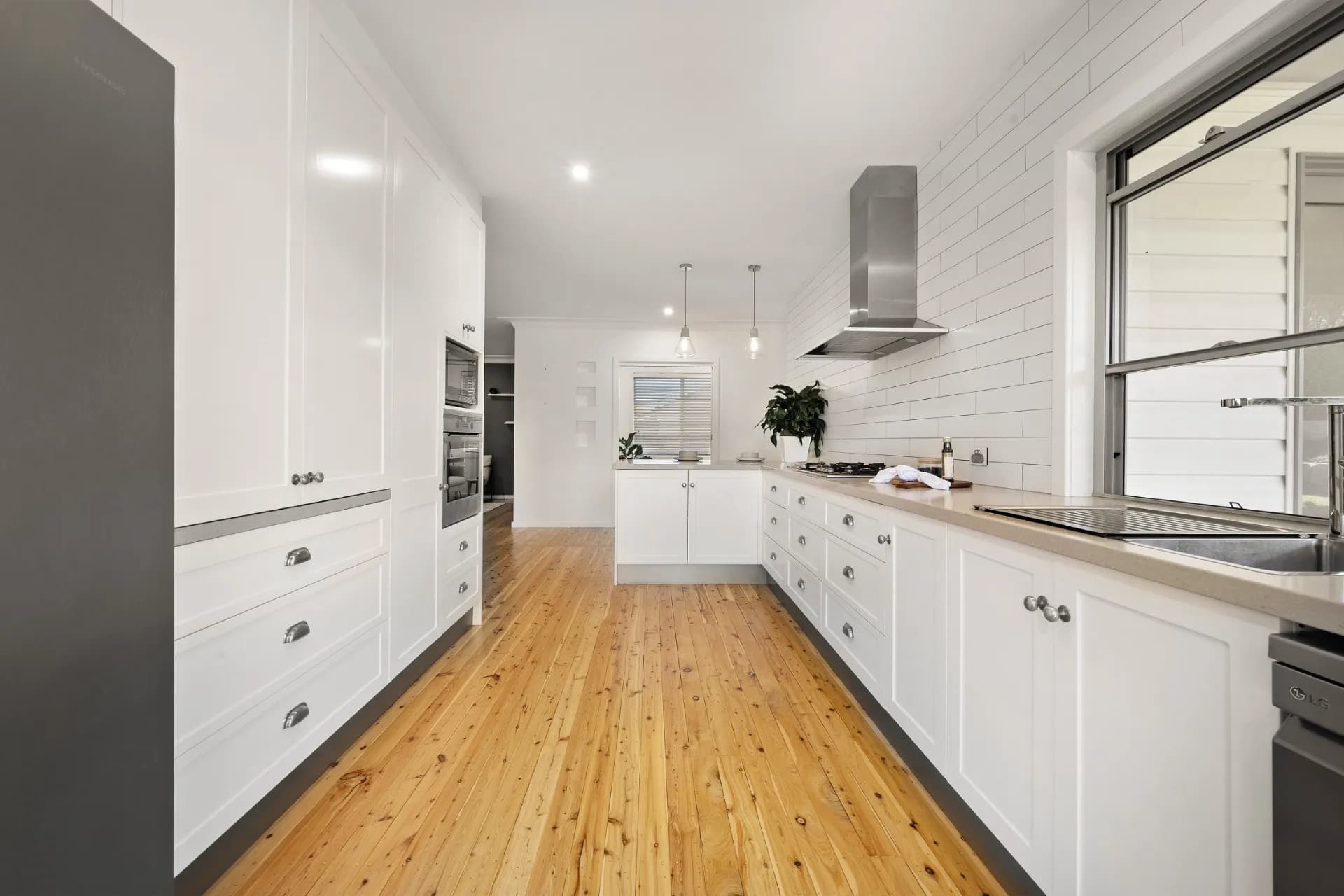 2 Targo Street, Charlestown., Charlestown - Thumbnail 4