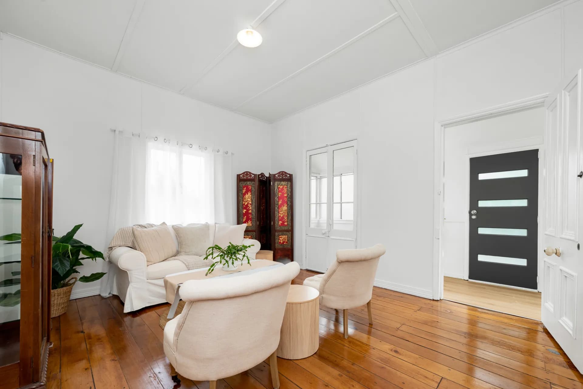 7 Heaslop Street, Woolloongabba., Woolloongabba - Thumbnail 2