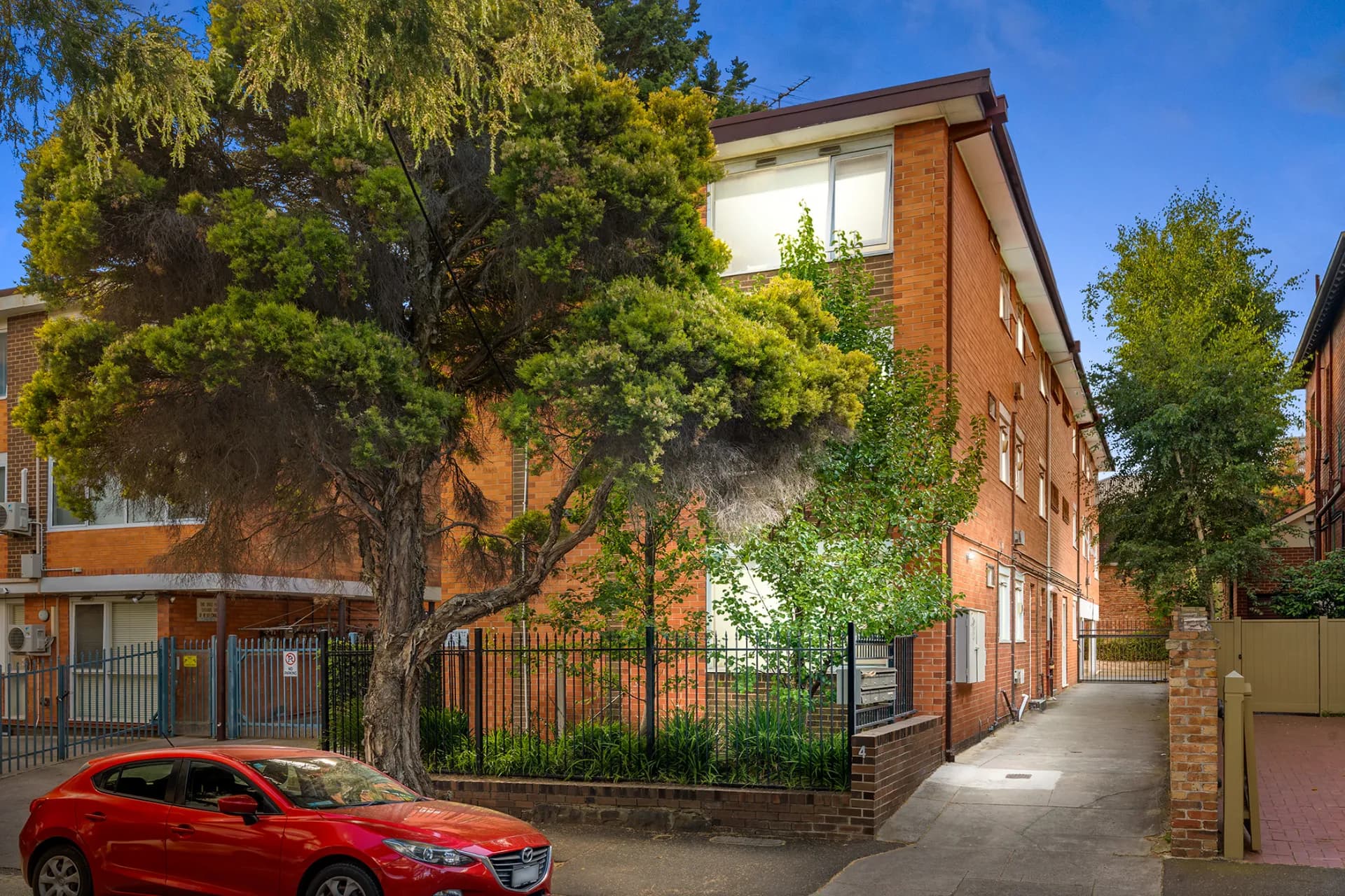 5/4 Gurner Street, St Kilda., St Kilda - Image 1