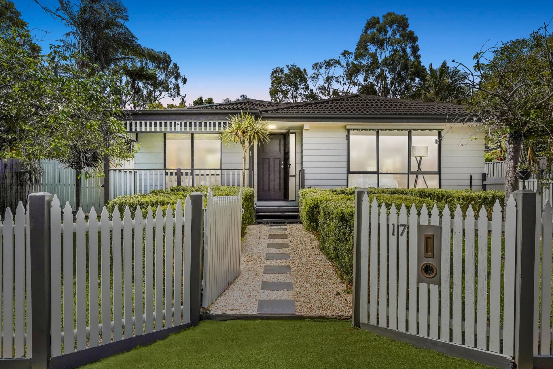 1/17 Upton Crescent, Narre Warren - Image 1
