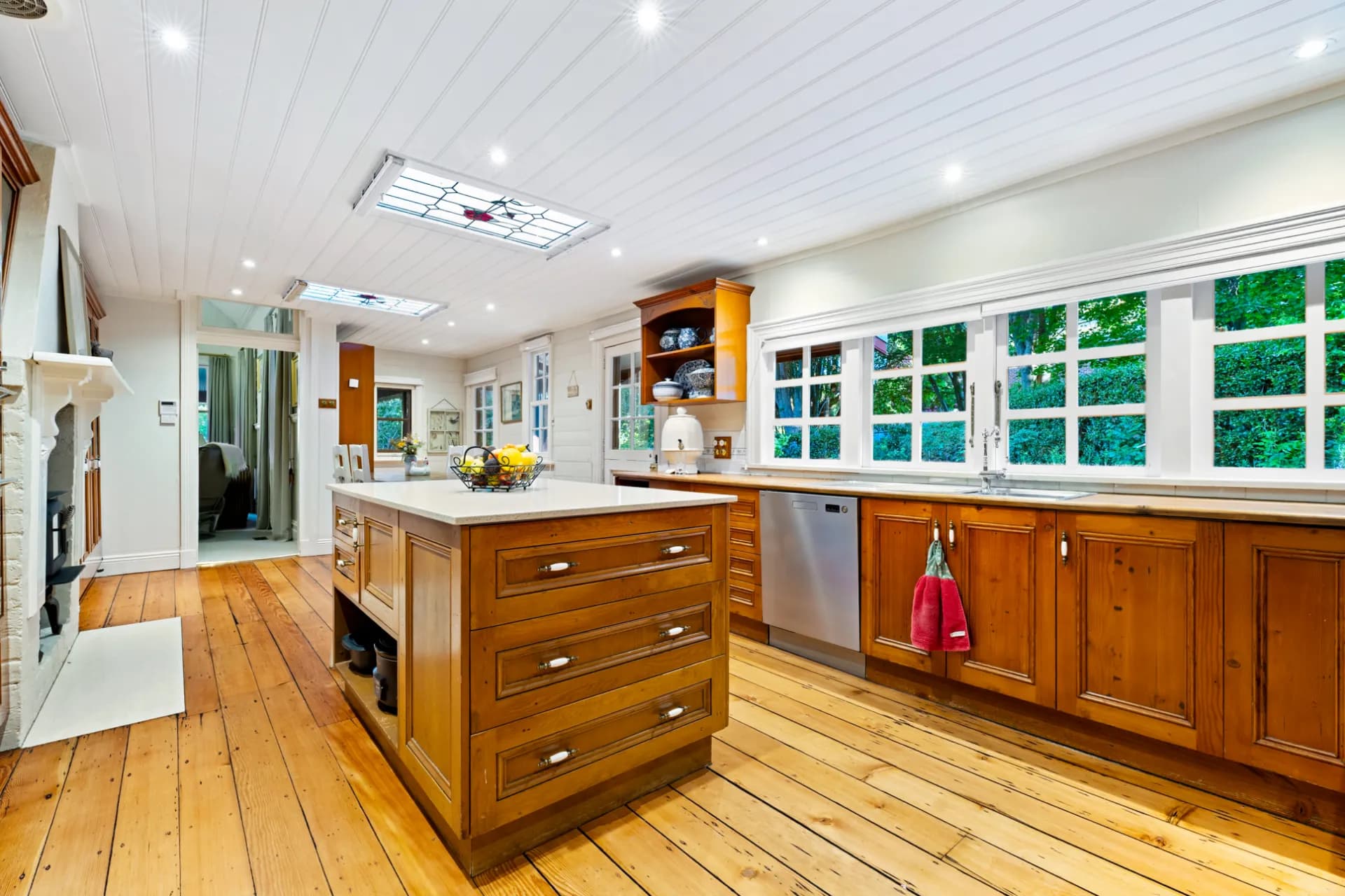 63 Falls Road, Wentworth Falls, NSW, Wentworth Falls - Thumbnail 7