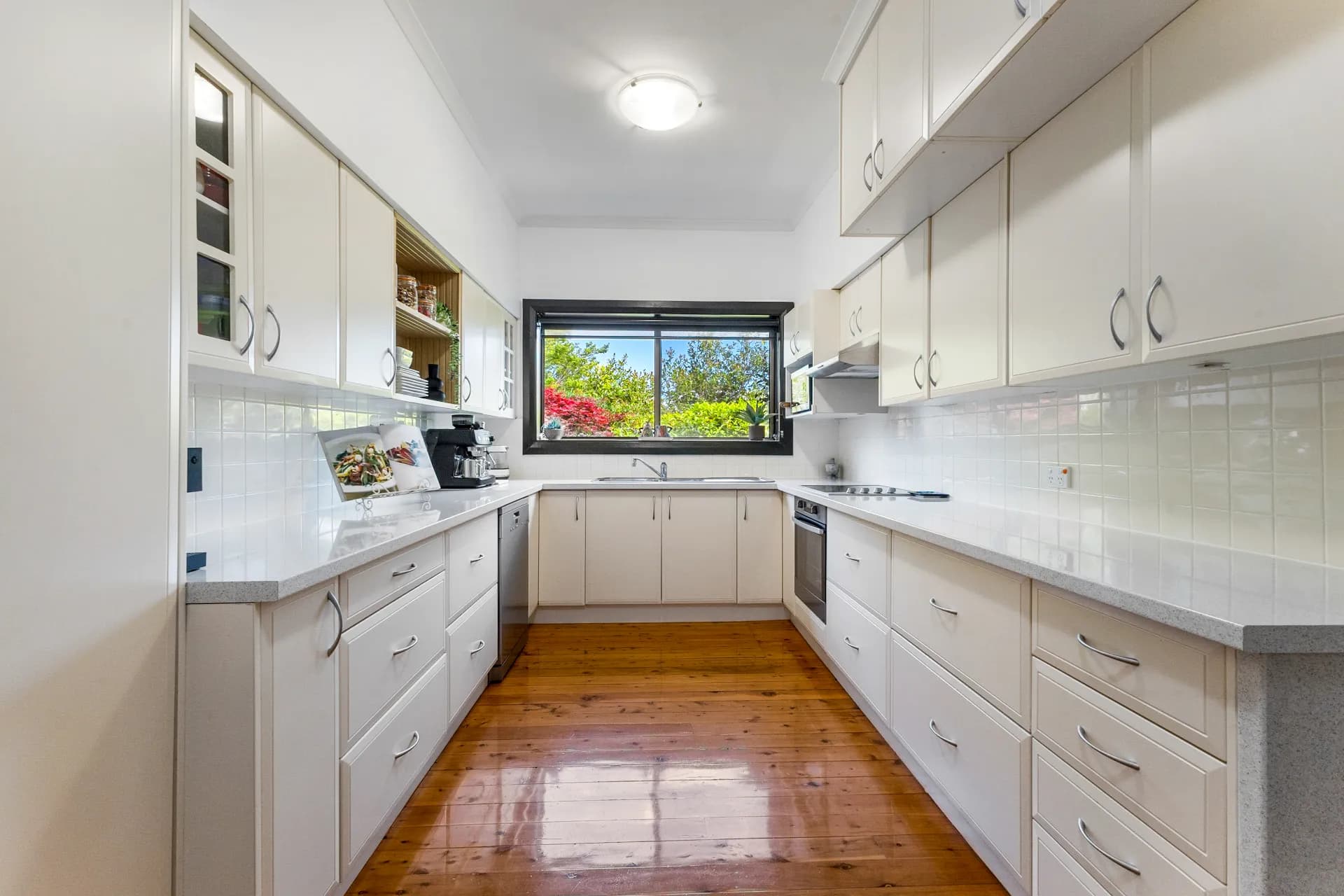 9 Coomonderry Street, Katoomba, NSW, Katoomba - Thumbnail 4