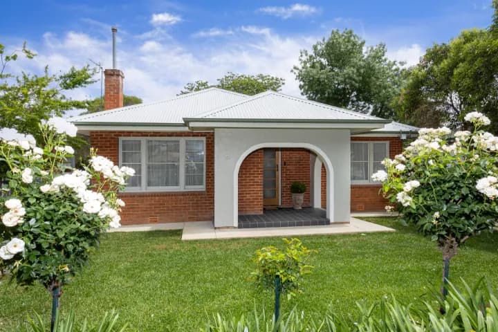 8 Halloran Street, Turvey Park, NSW, Turvey Park - Image 1