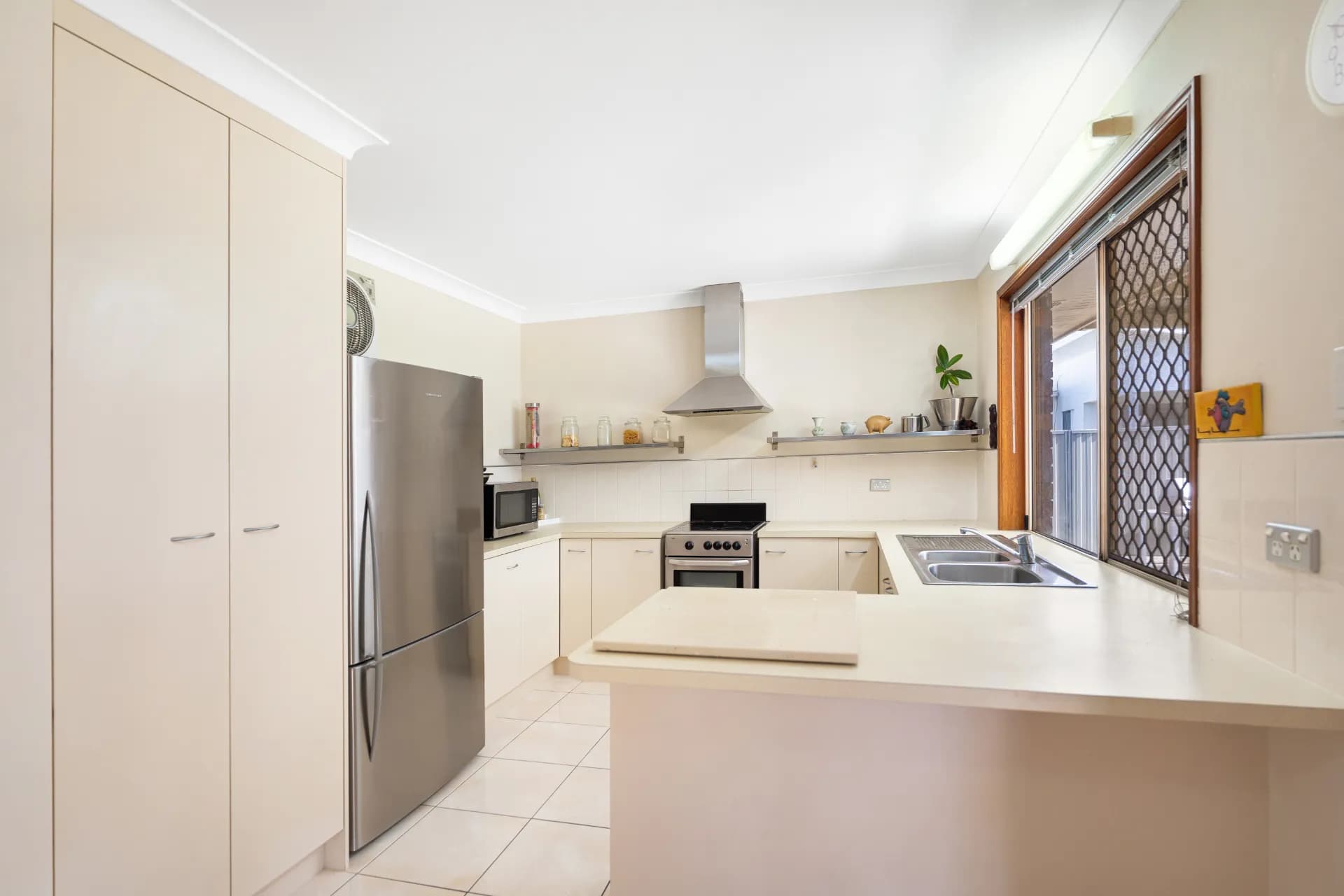 4 Yeenda Avenue, Bellara., Bellara - Thumbnail 3