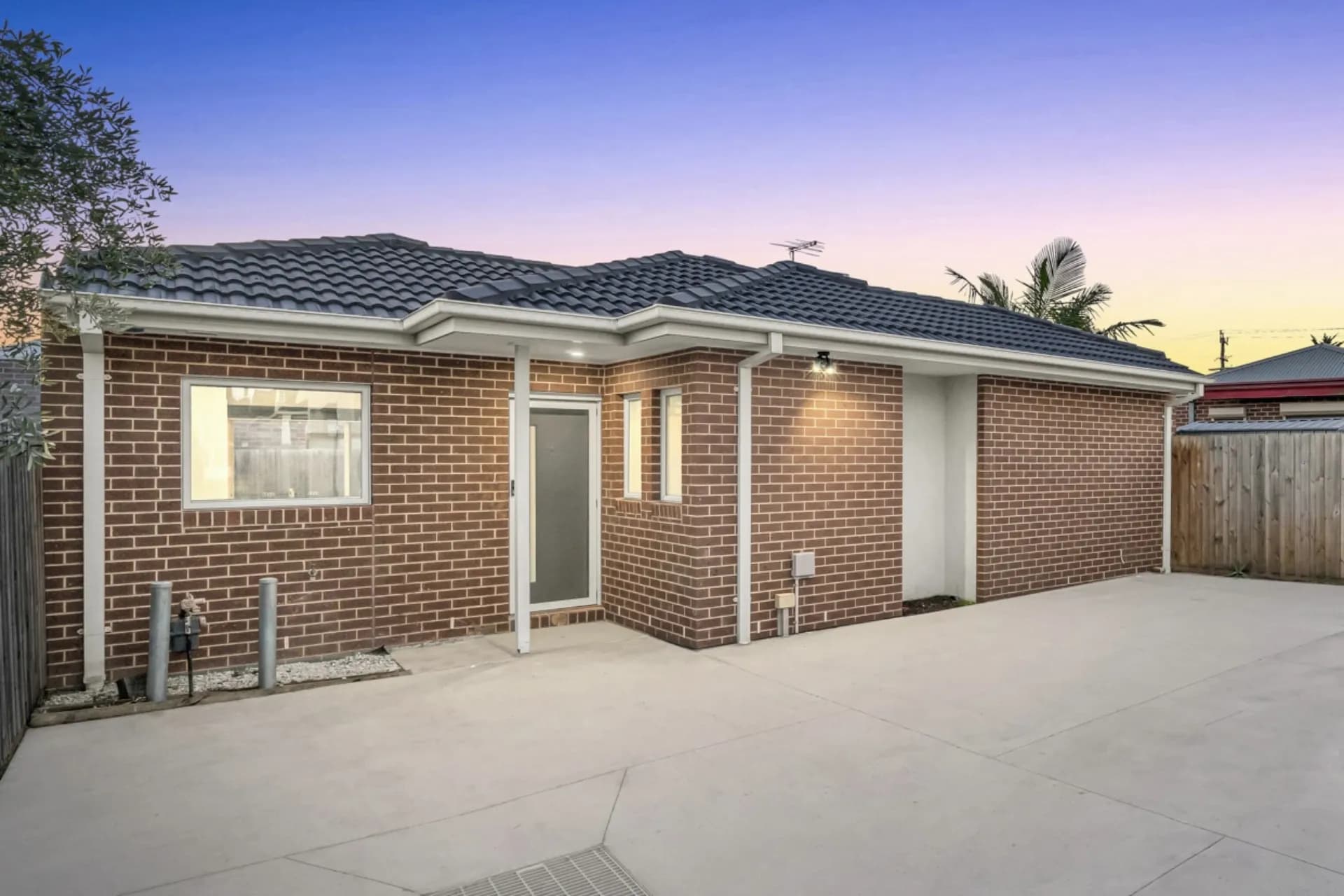 4/6 briggs Street, Laverton, VIC, Laverton - Image 1