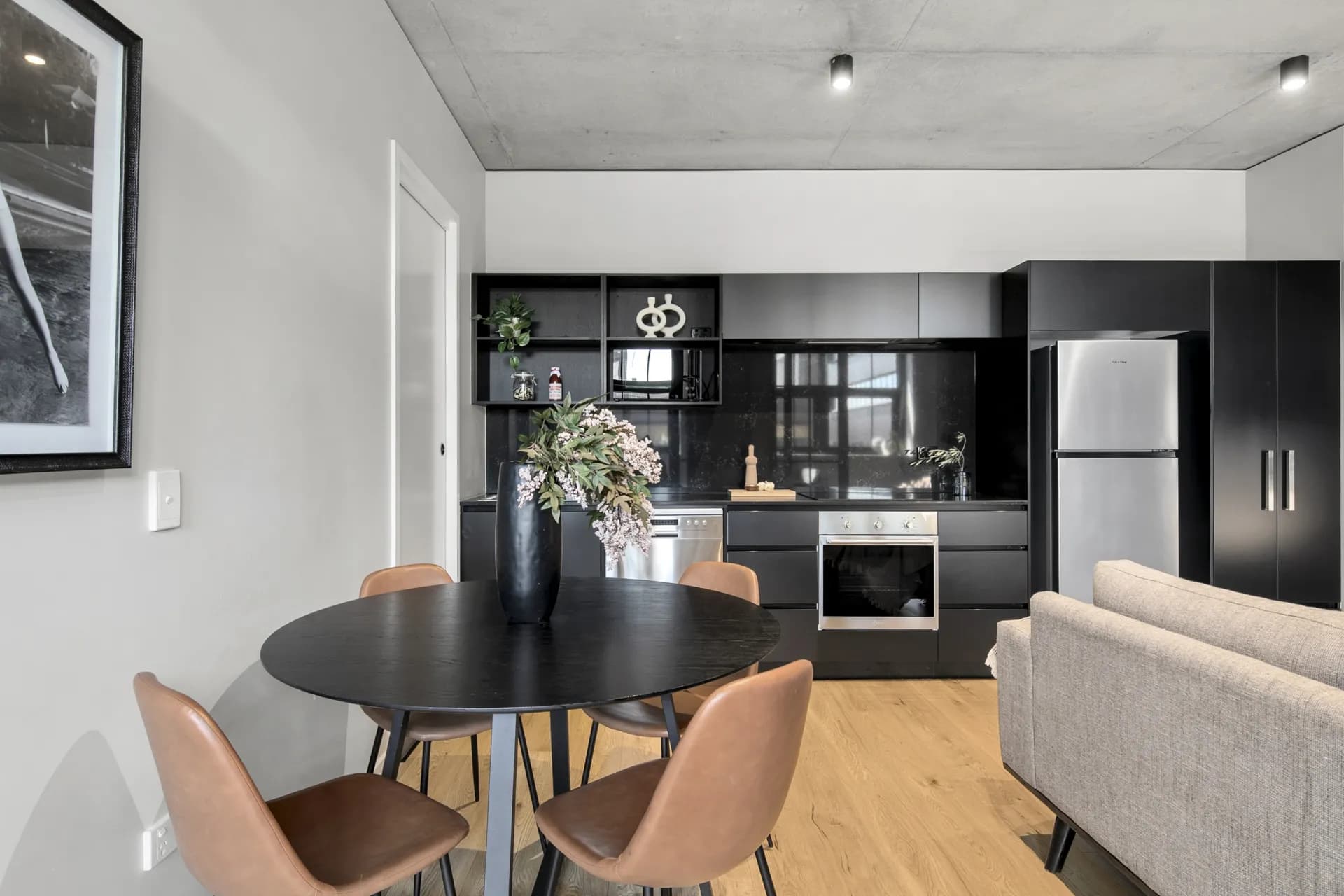 102/1 The Causeway, Kingston., Kingston - Thumbnail 8