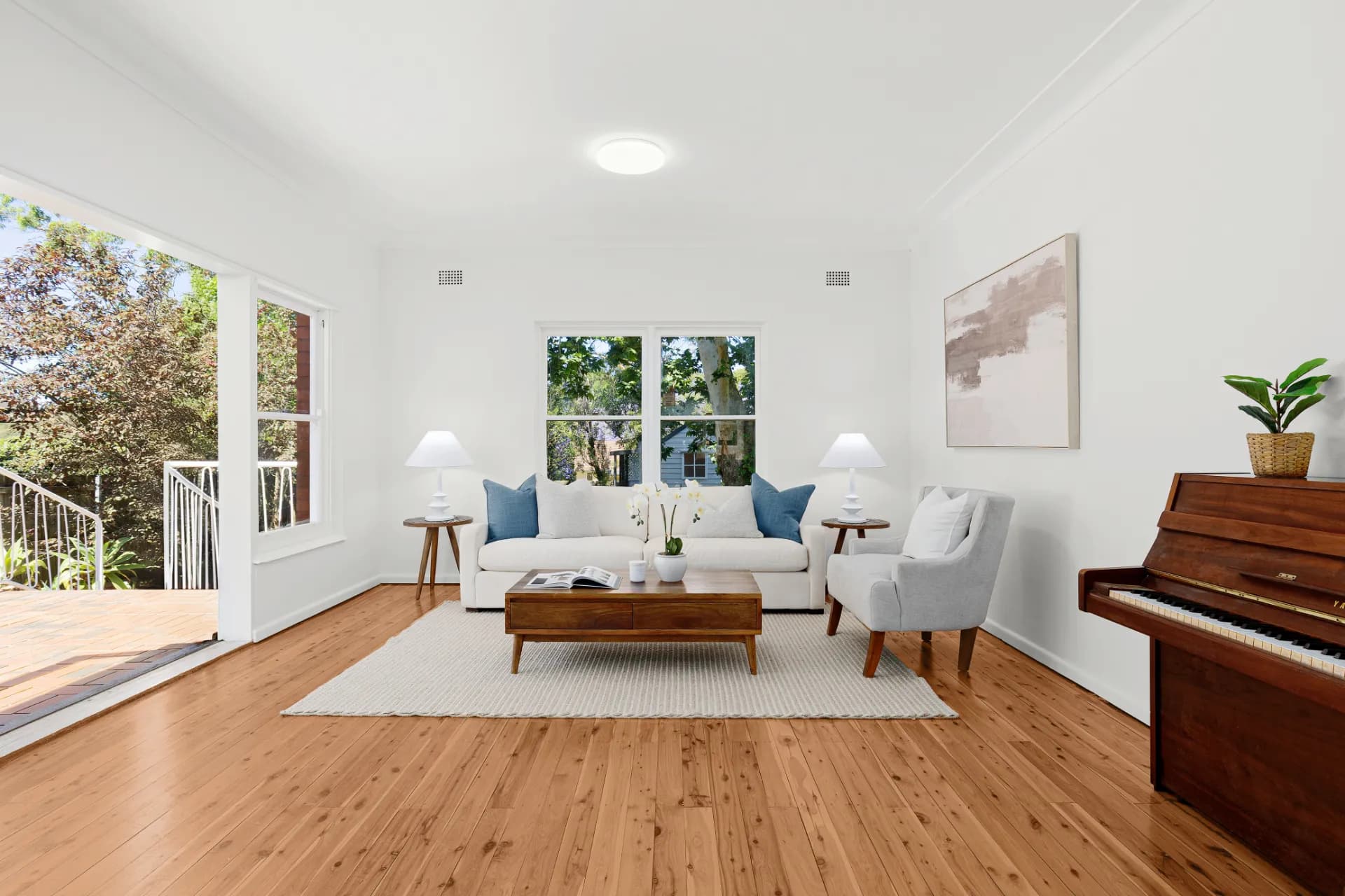 1 Hinkler  Crescent, Lane Cove., Lane Cove North - Thumbnail 3
