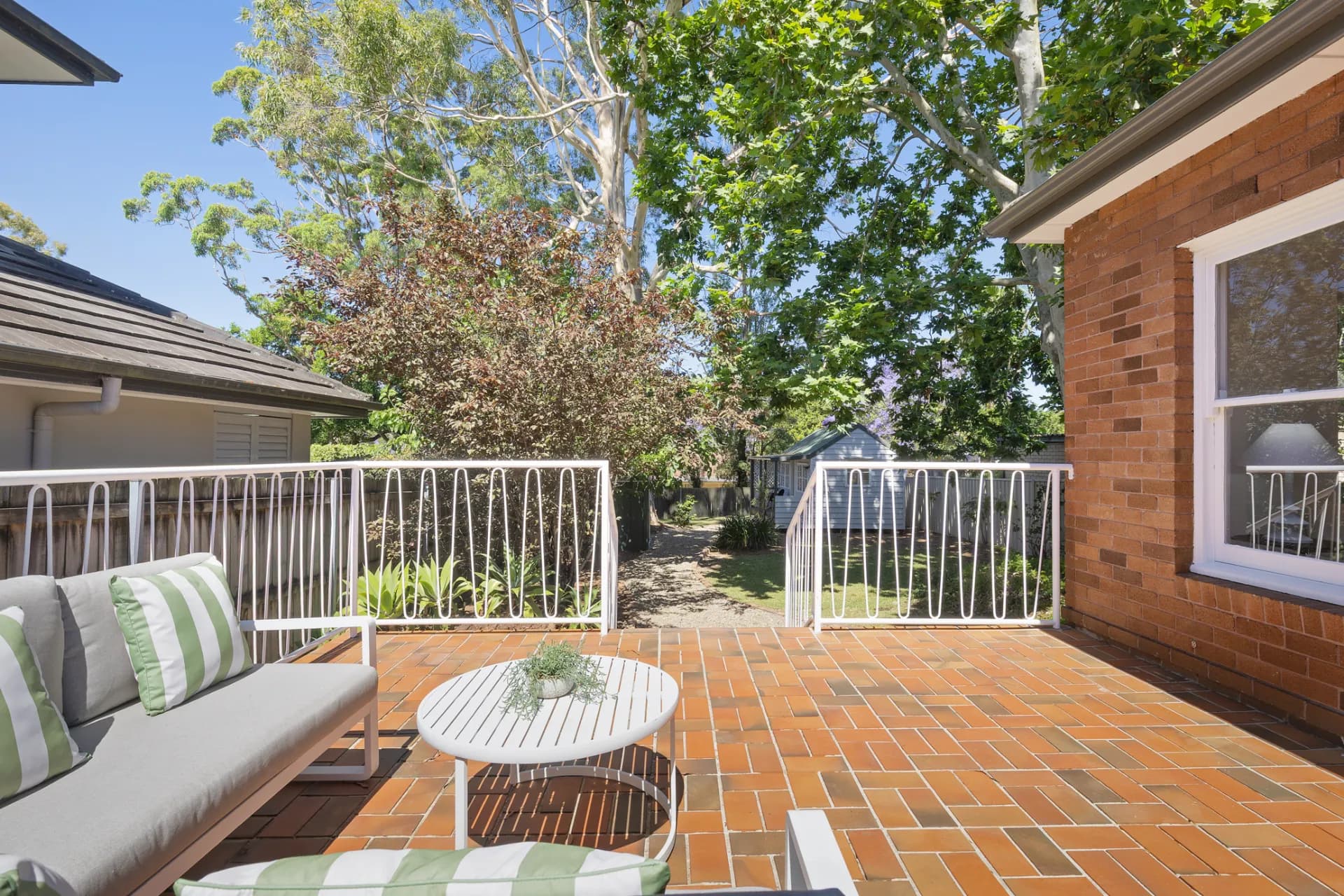 1 Hinkler  Crescent, Lane Cove., Lane Cove North - Thumbnail 4