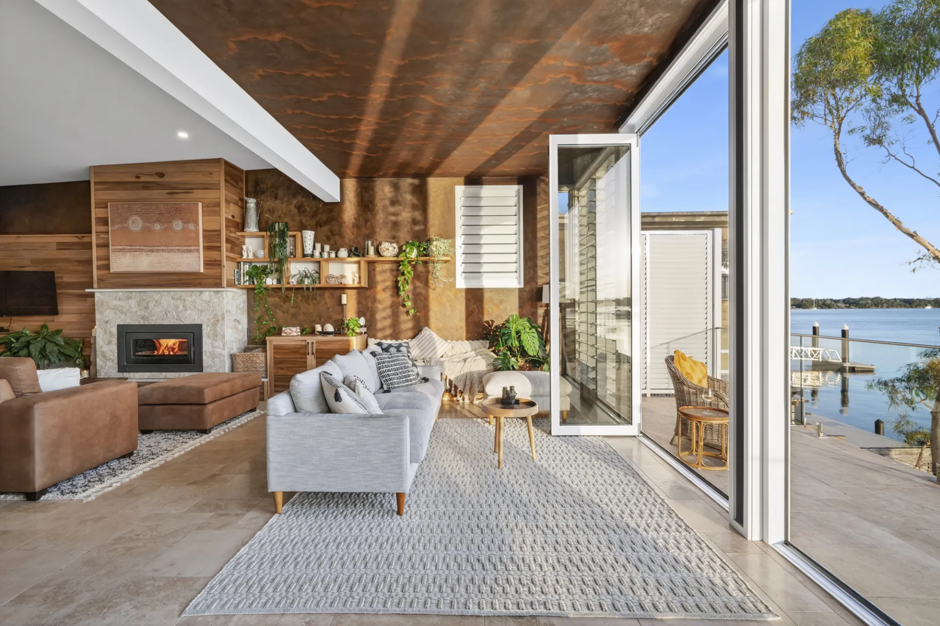 20 North Shore Drive, North Shore, NSW, North Shore - Image 1