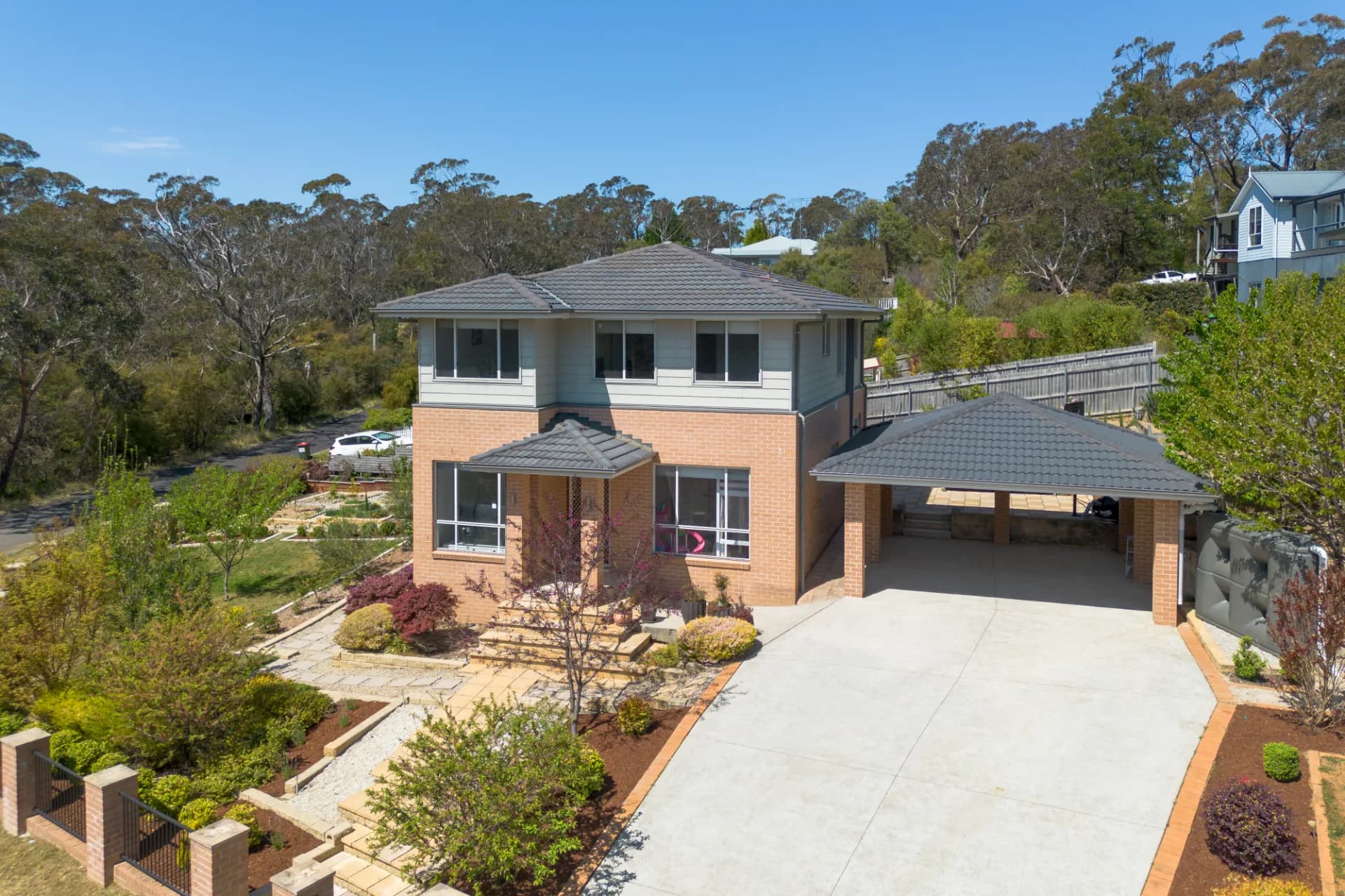 2 Lomandra Place, Katoomba, NSW, Katoomba - Thumbnail 2
