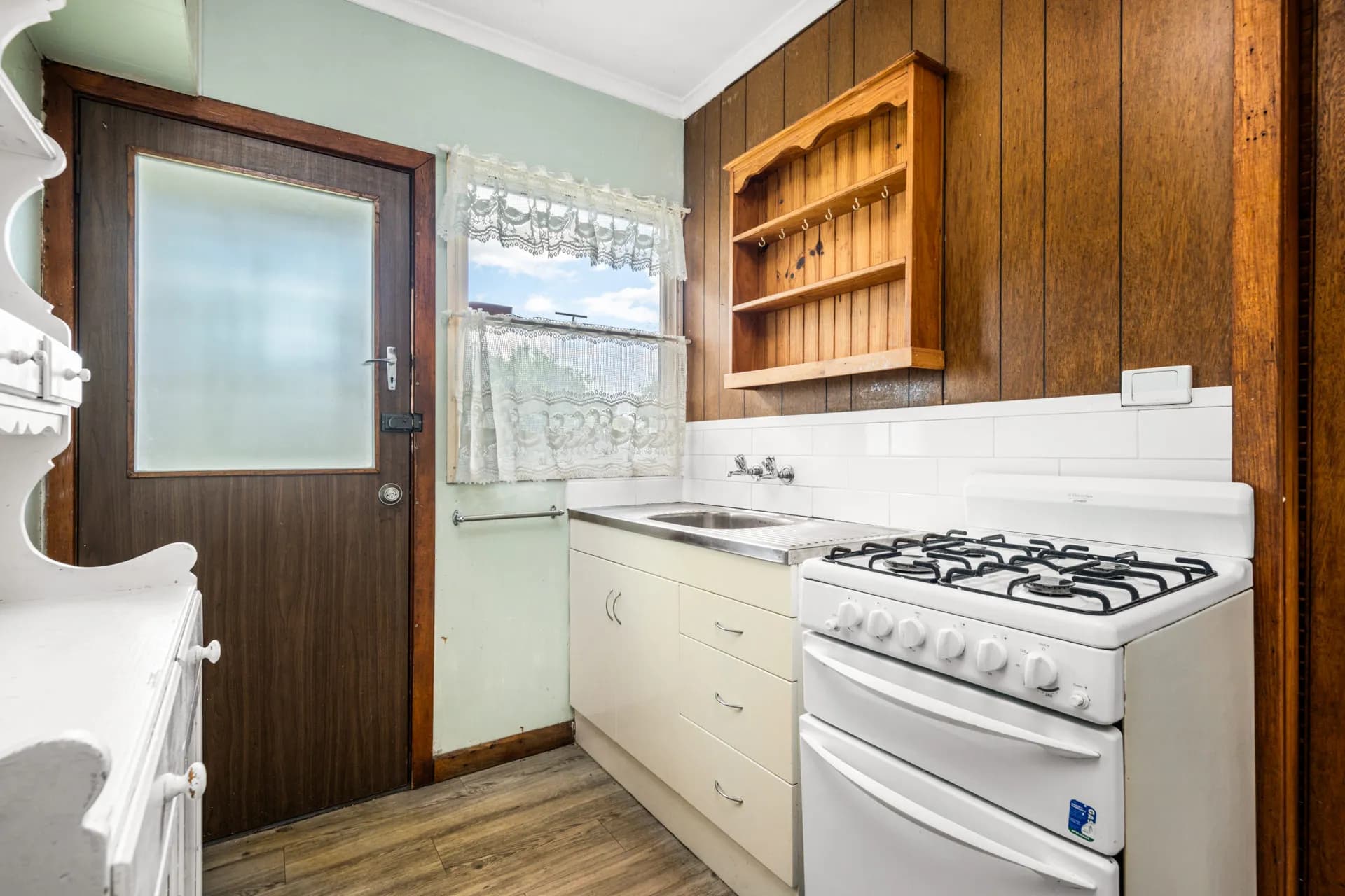 42 Michigan Avenue, Corio, VIC, Corio - Thumbnail 4
