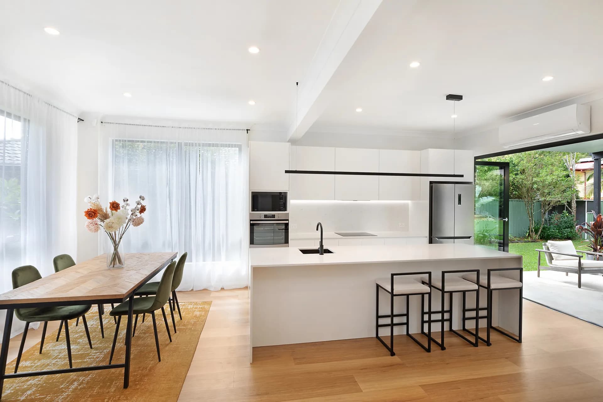 7 Waterside Close, Point Clare., Point Clare - Thumbnail 2