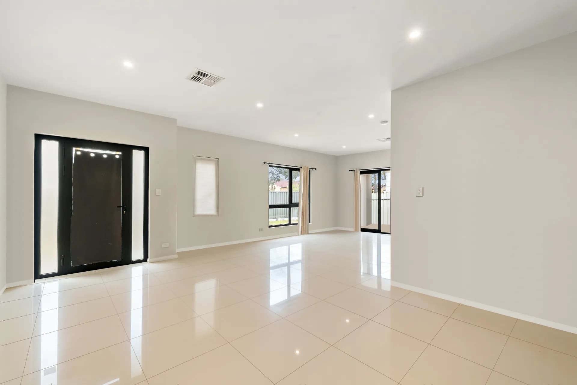 42A Reid Avenue, Tranmere - Thumbnail 2