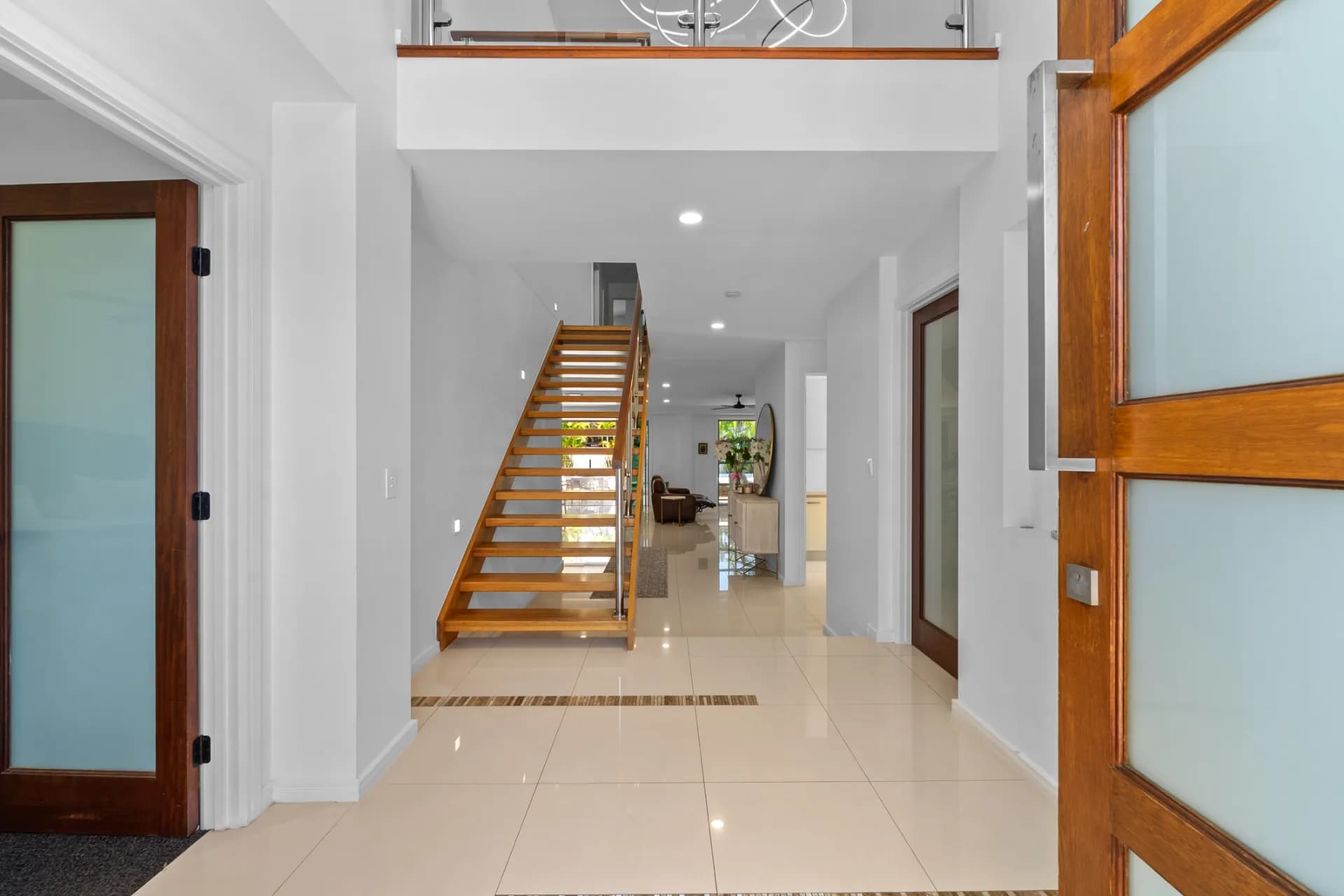 3 Brindisi Avenue, Surfers Paradise - Thumbnail 3