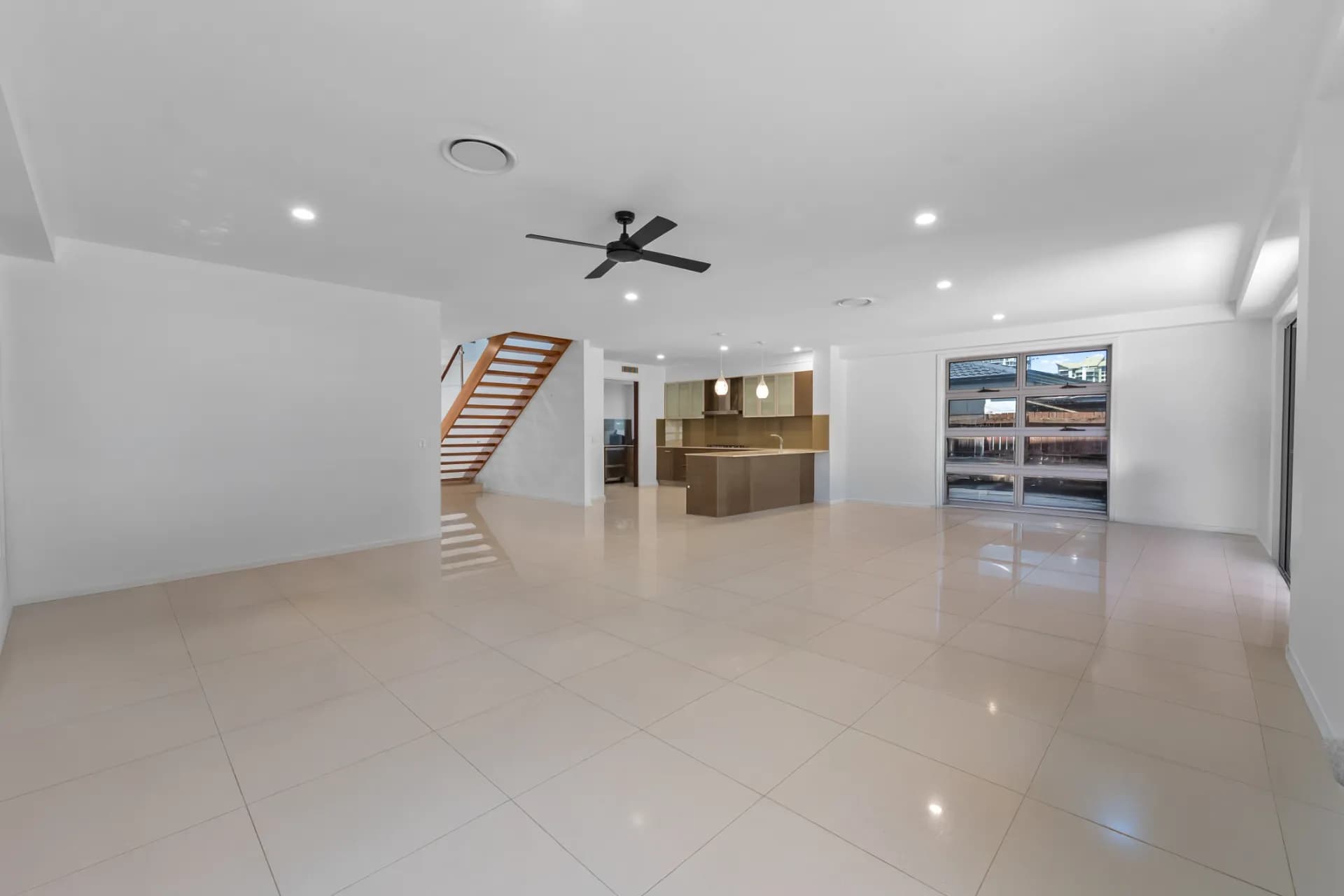 3 Brindisi Avenue, Surfers Paradise - Thumbnail 5