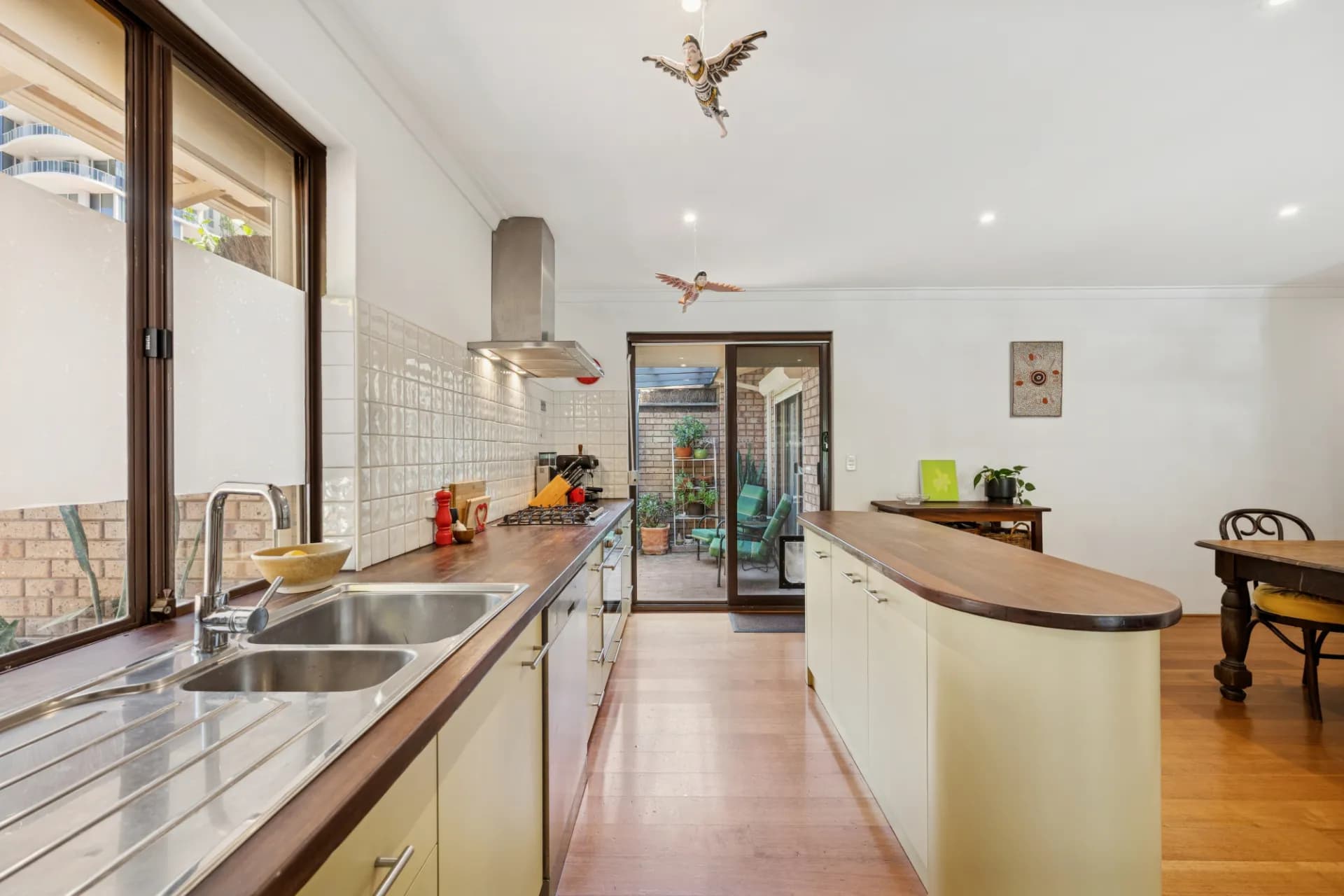 1/3 First Avenue, Applecross., Applecross - Thumbnail 8