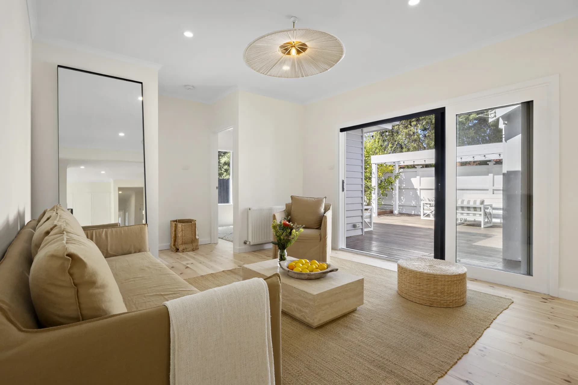 12 Poole Avenue, Hampton., Hampton - Thumbnail 2