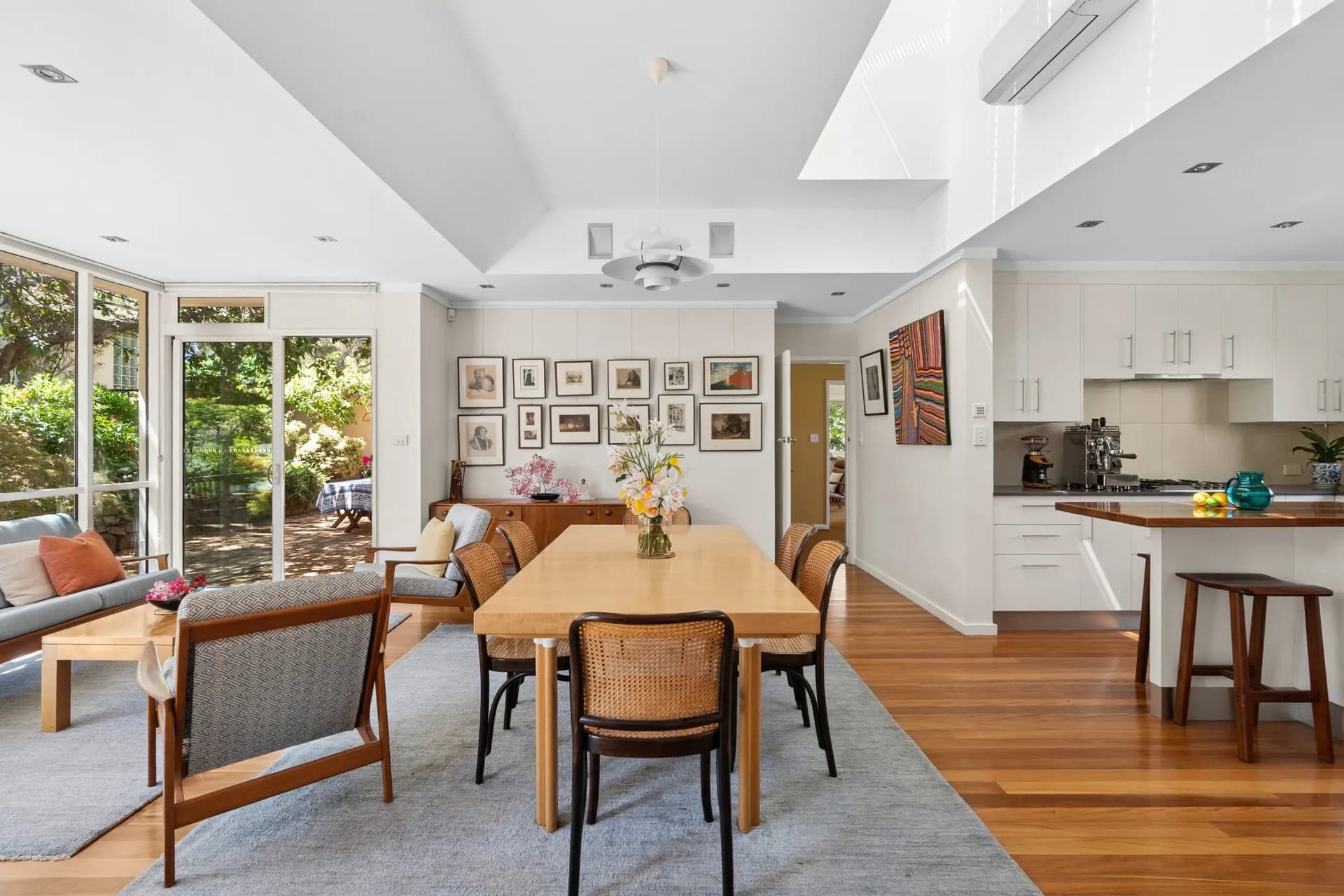 126 Empire Circuit, Yarralumla., Yarralumla - Thumbnail 8