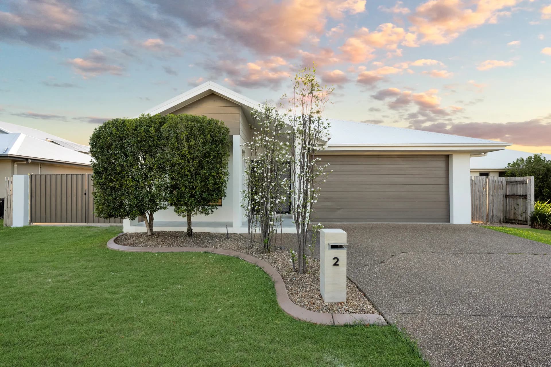 2 Chislett Court, Mount Low., Mount Low - Image 1