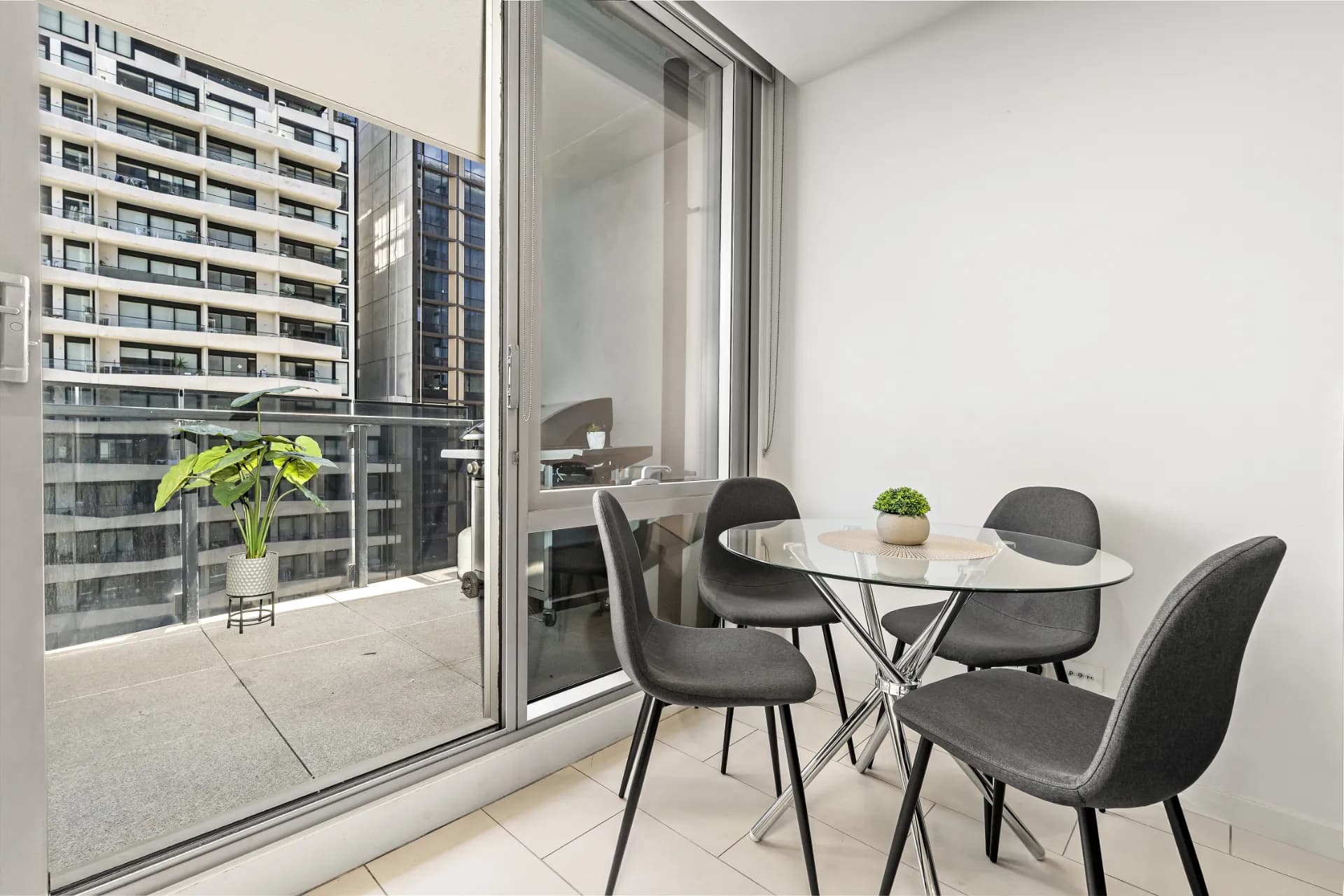 806/229 Toorak Road, South Yarra, VIC, South Yarra - Thumbnail 5
