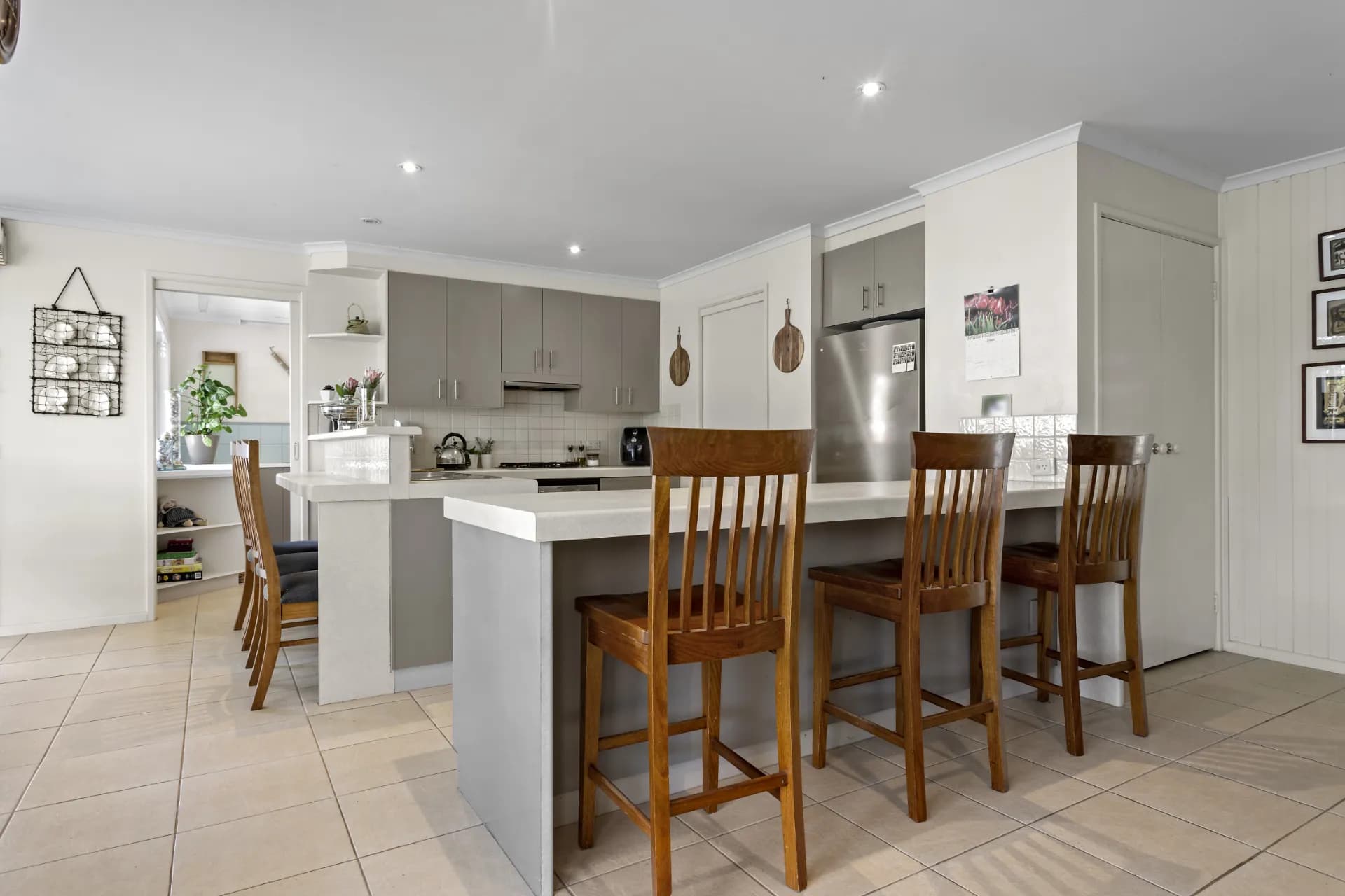 27 Cleek Crescent, Rosebud, VIC, Rosebud - Thumbnail 3