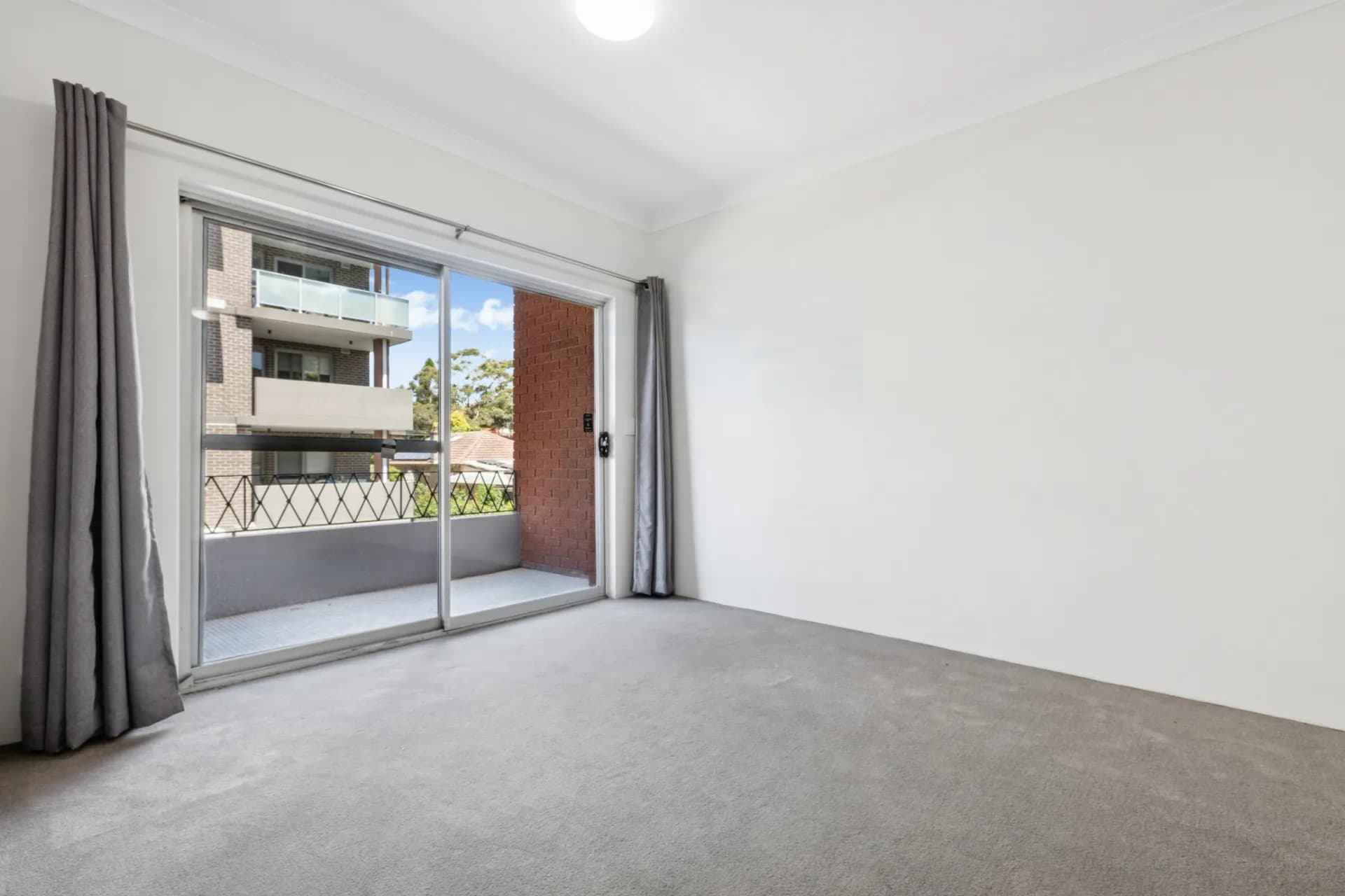 1/22-24 Shaftesbury Street, Carlton, NSW, Carlton - Thumbnail 3