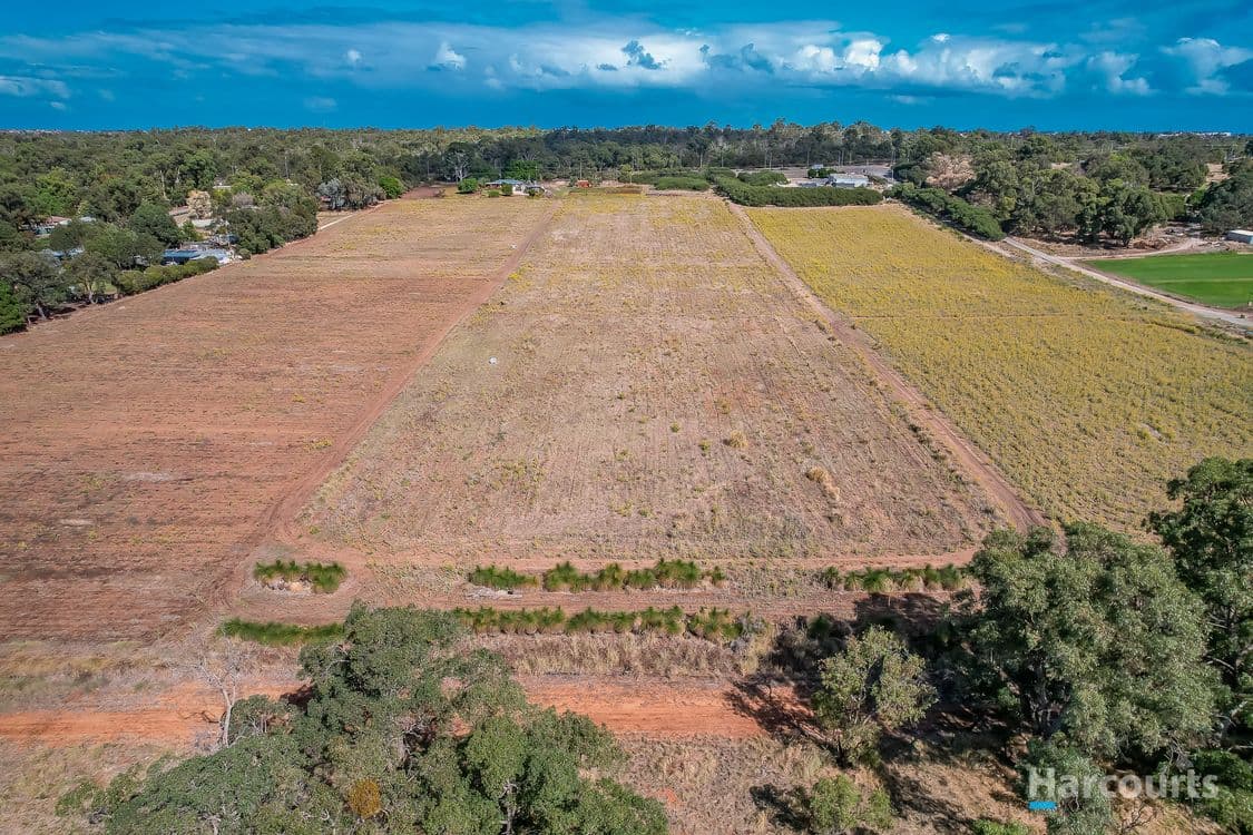 1990 Wanneroo Road, NEERABUP, WA 6031, Neerabup - Thumbnail 2