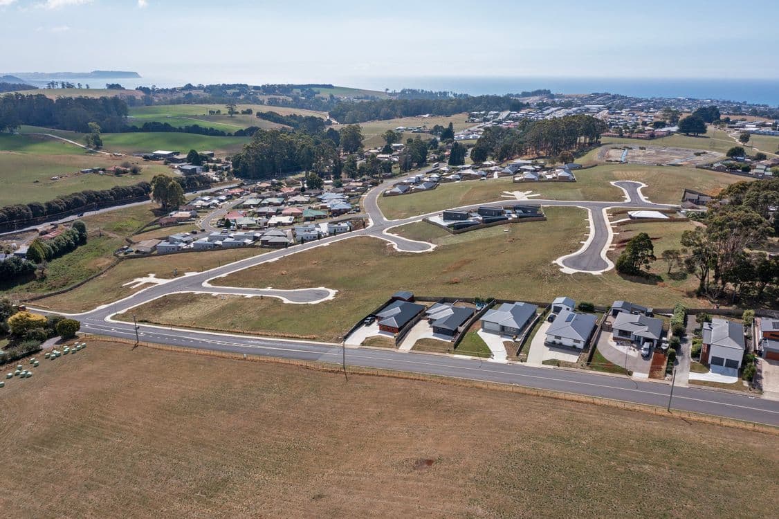Kentish Drive, SHOREWELL PARK, TAS 7320, Shorewell Park - Thumbnail 2