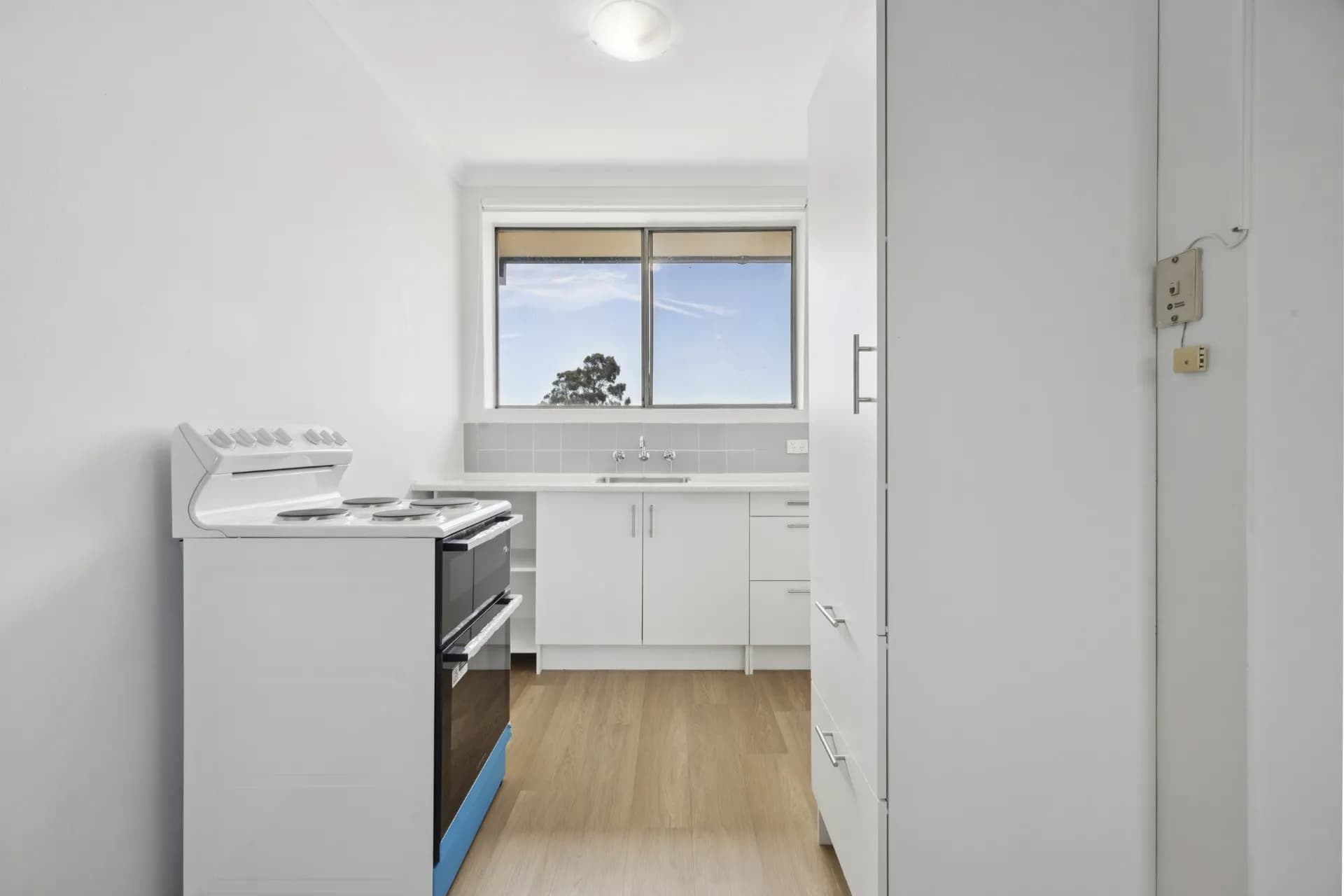 10/56 Crest Road, Queanbeyan., Queanbeyan - Thumbnail 6