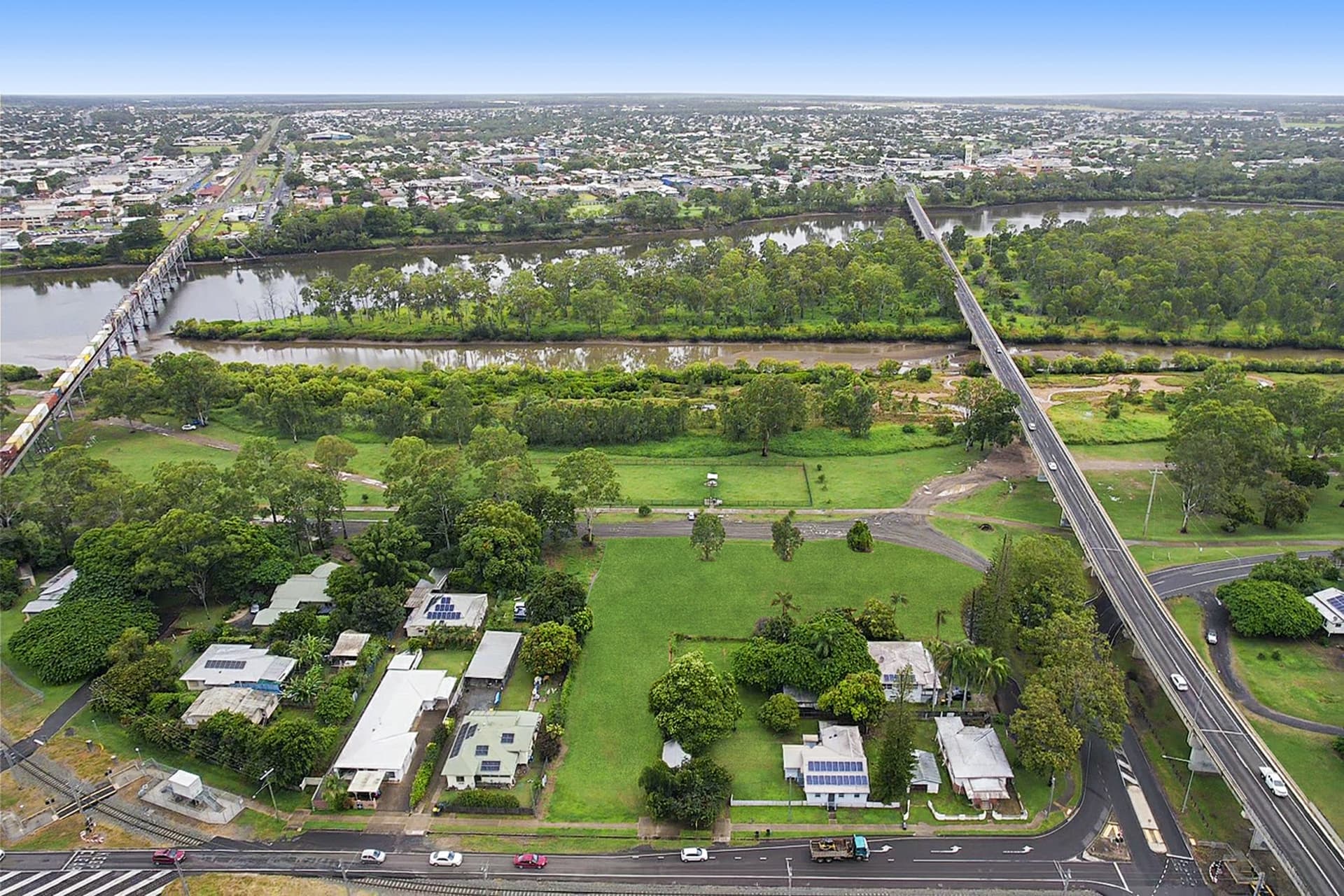 2 Hinkler Avenue,Bundaberg North, Bundaberg North - Thumbnail 3
