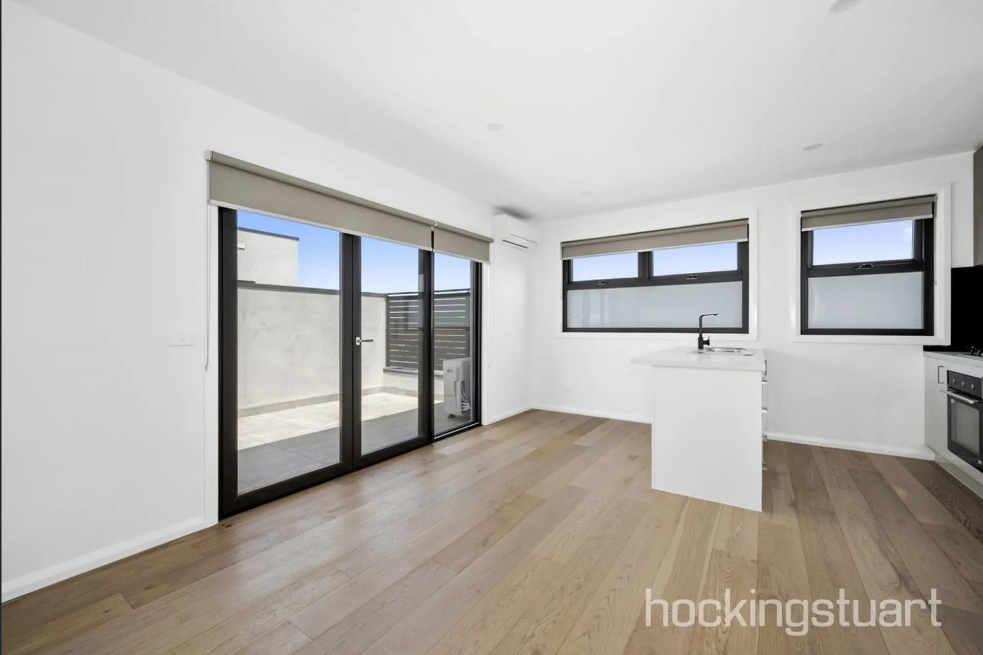 2/14 Lorensen Avenue, Coburg North, VIC, Coburg North - Thumbnail 3