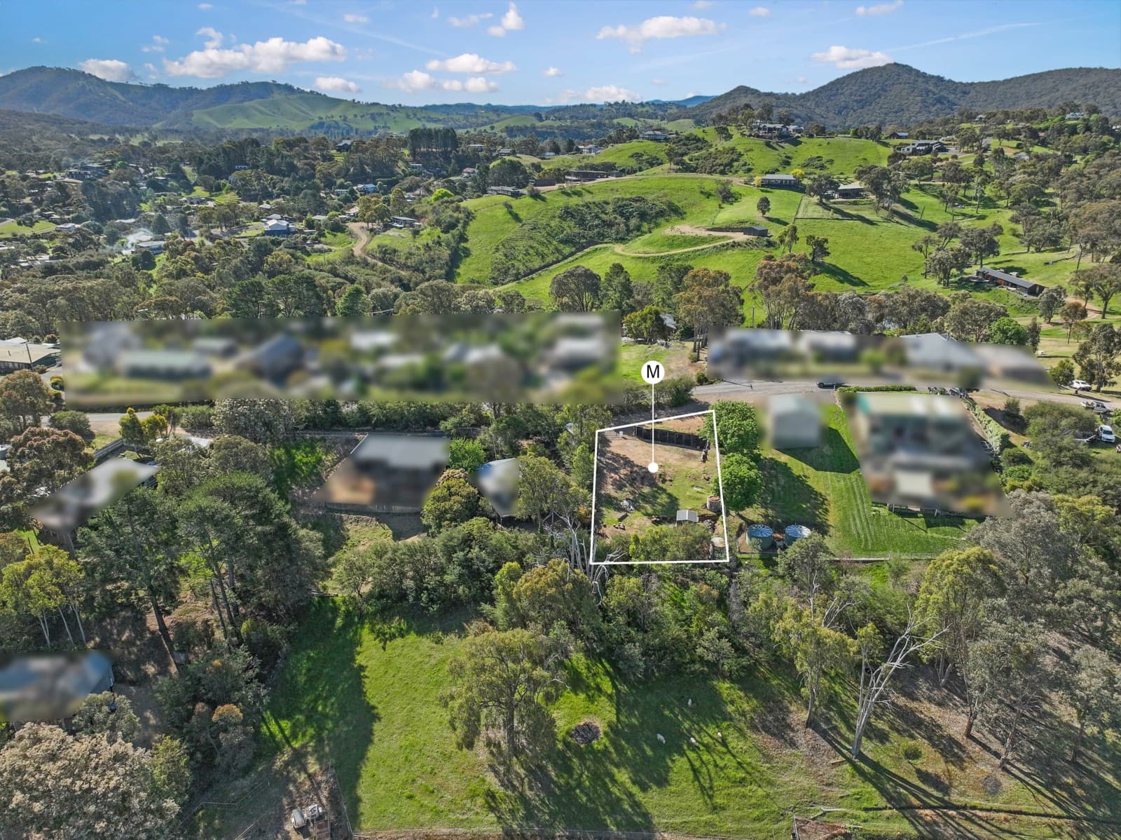 22 Fossickers Trail, Goughs Bay - Thumbnail 4