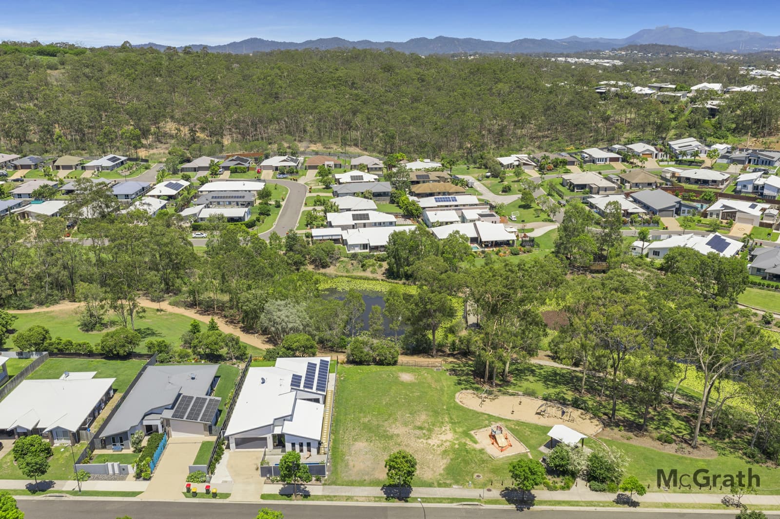 38 Koowin Drive,Kirkwood, Kirkwood - Image 1