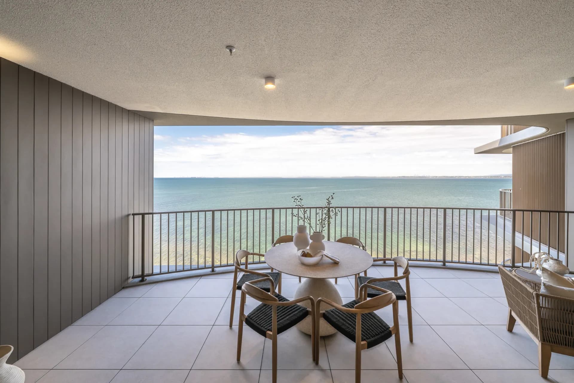 702/16 Woodcliffe Crescent, Woody Point - Thumbnail 3